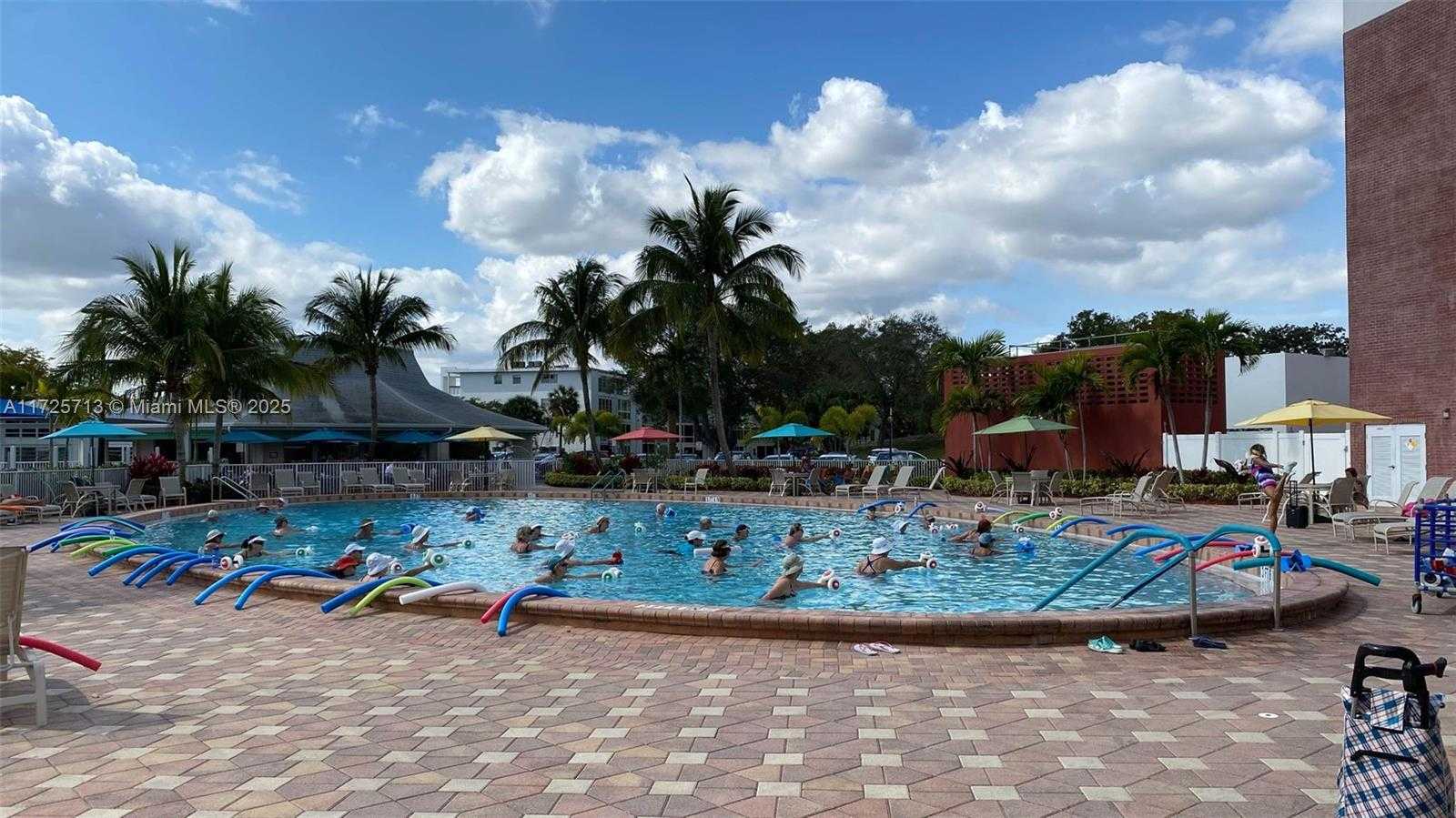 Small Image of 285 VENTNOR S #285, Deerfield Beach Number 31