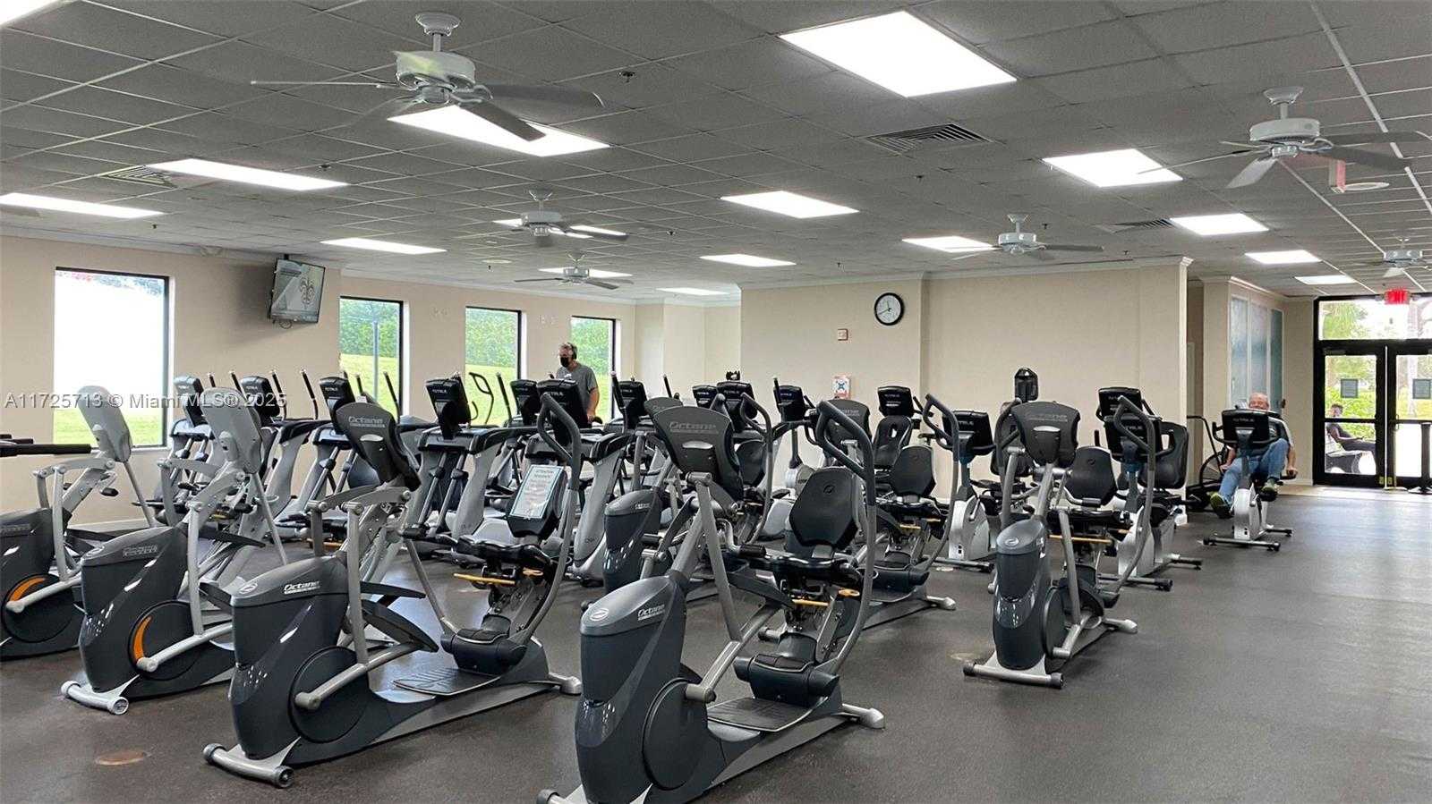Small Image of 285 VENTNOR S #285, Deerfield Beach Number 33