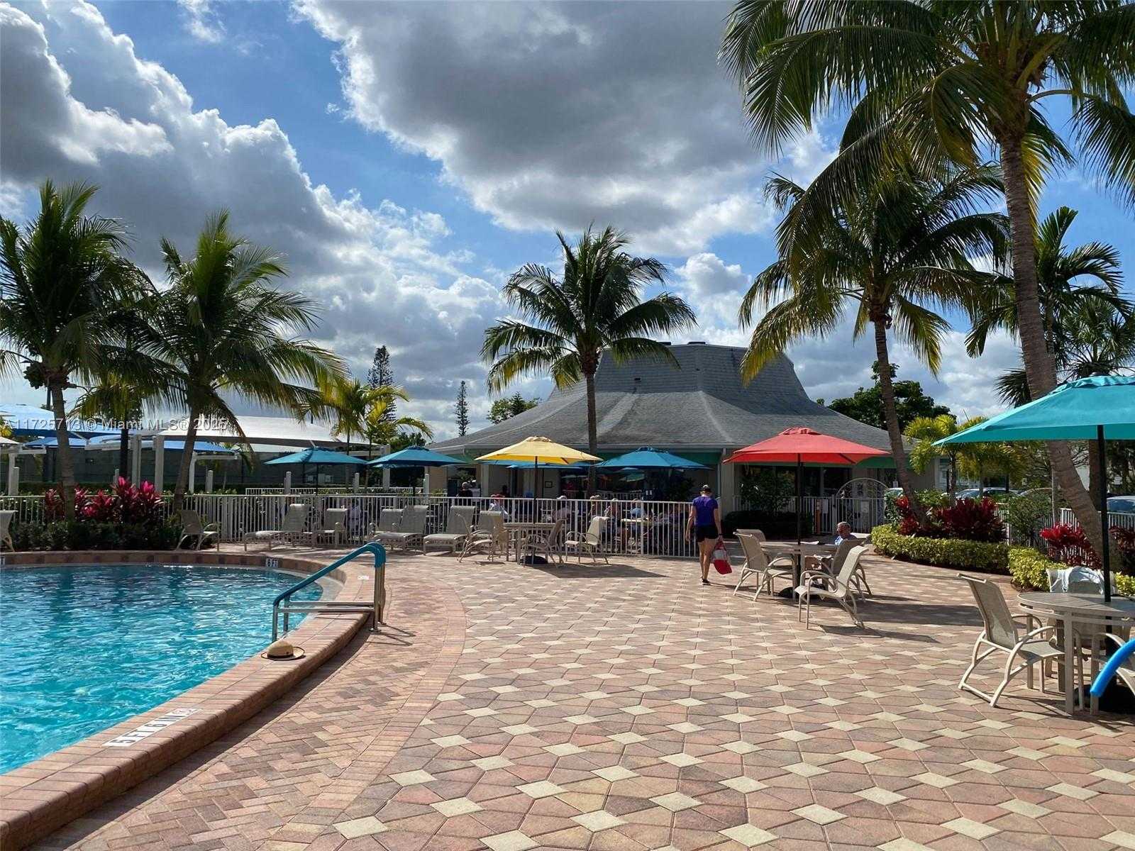 Small Image of 285 VENTNOR S #285, Deerfield Beach Number 46