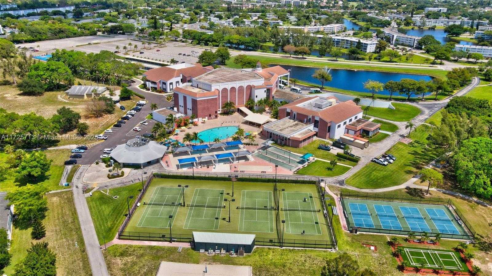 Small Image of 285 VENTNOR S #285, Deerfield Beach Number 62