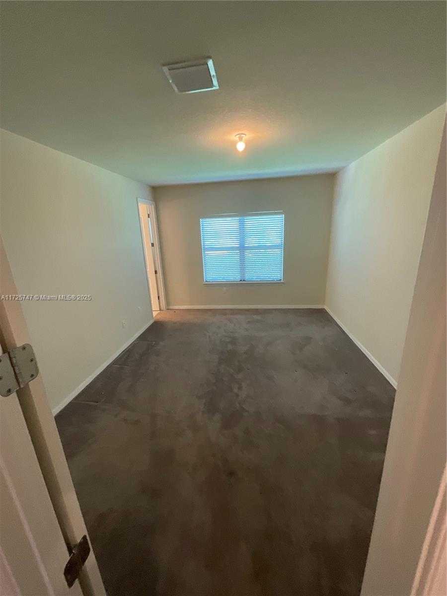 Small Image of 2131 NORTH APPLETON CIR N, Oakland Park Number 16