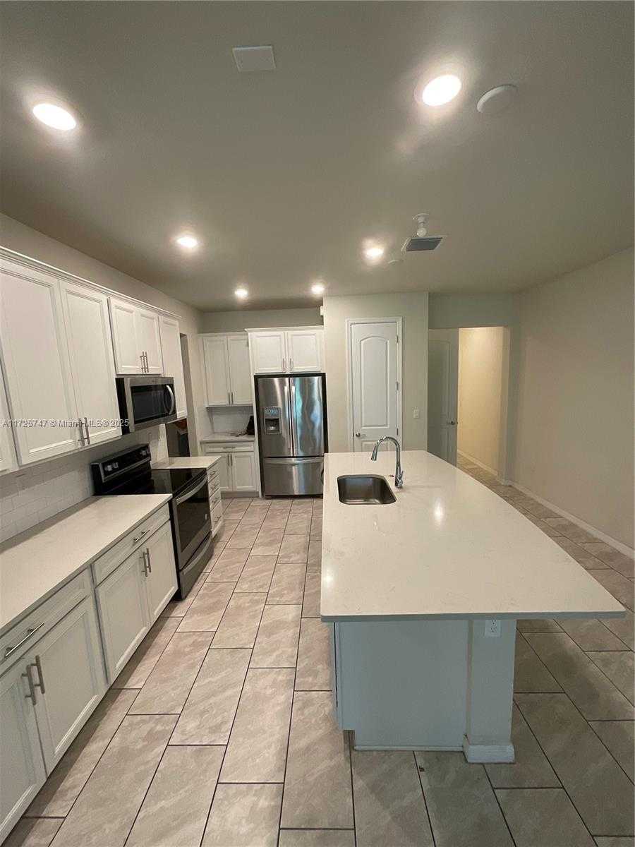 Small Image of 2131 NORTH APPLETON CIR N, Oakland Park Number 21