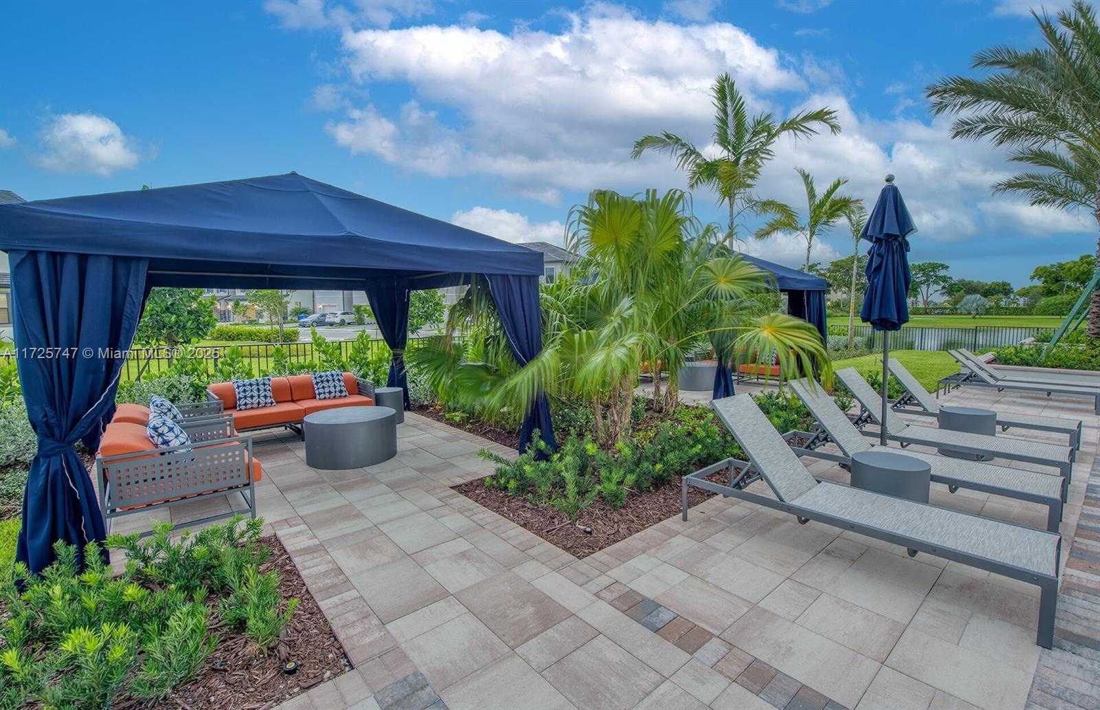 Small Image of 2131 NORTH APPLETON CIR N, Oakland Park Number 5