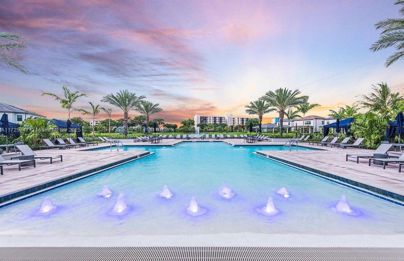 Small Image of 2131 NORTH APPLETON CIR N, Oakland Park Number 9