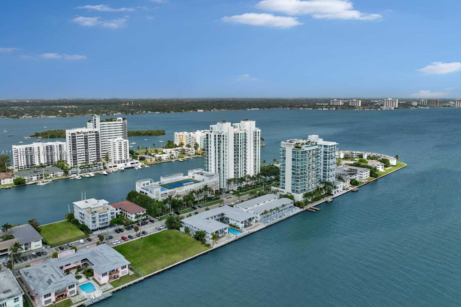 Small Image of 7930 EAST DR #1405, North Bay Village Number 32