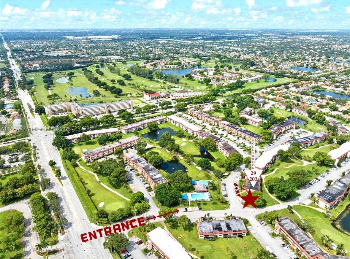 Small Image of 611 SOUTH HOLLYBROOK DR #203, Pembroke Pines Number 2