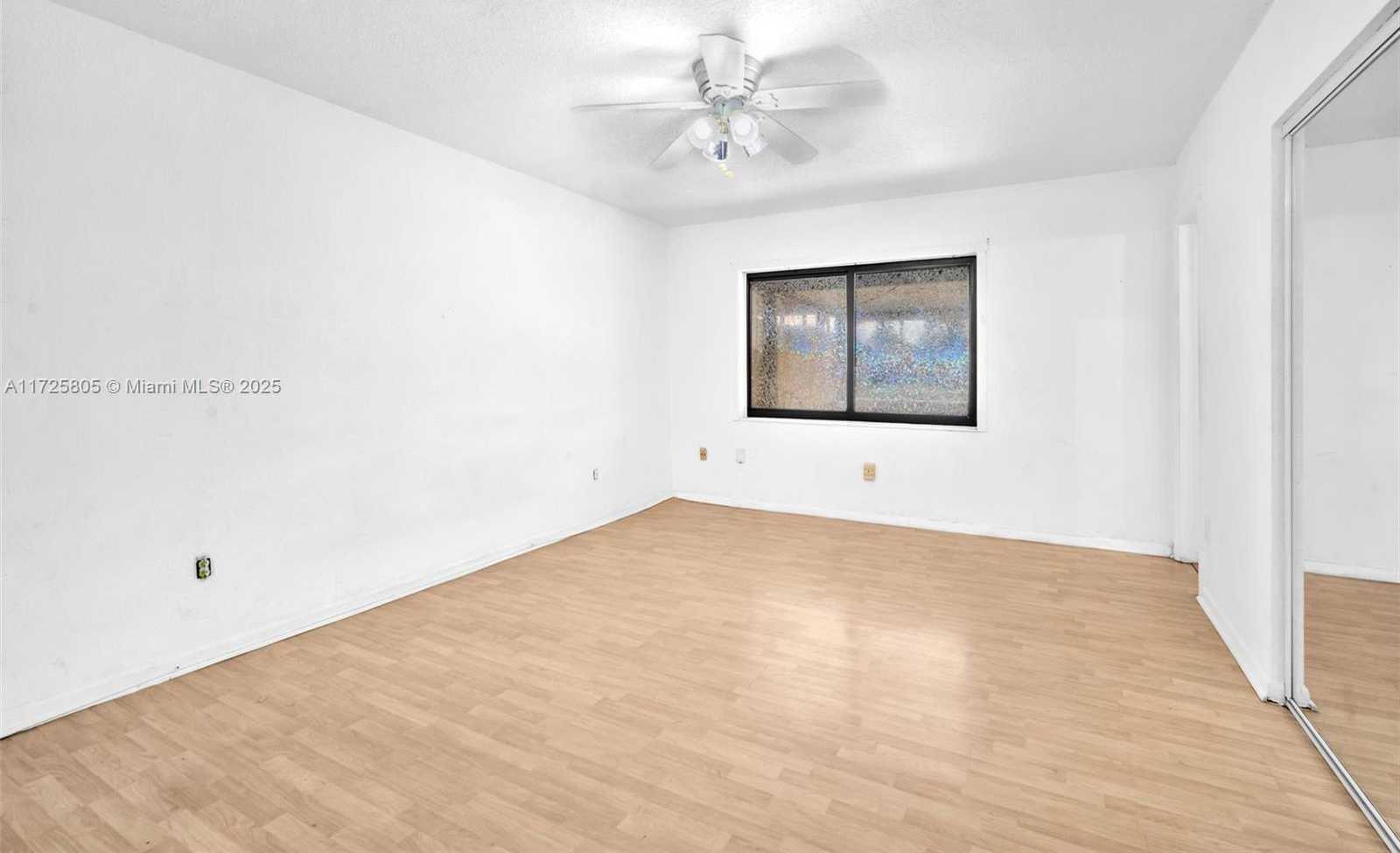 Small Image of 12104 SOUTH WEST 110TH ST CIR S, Miami Number 9