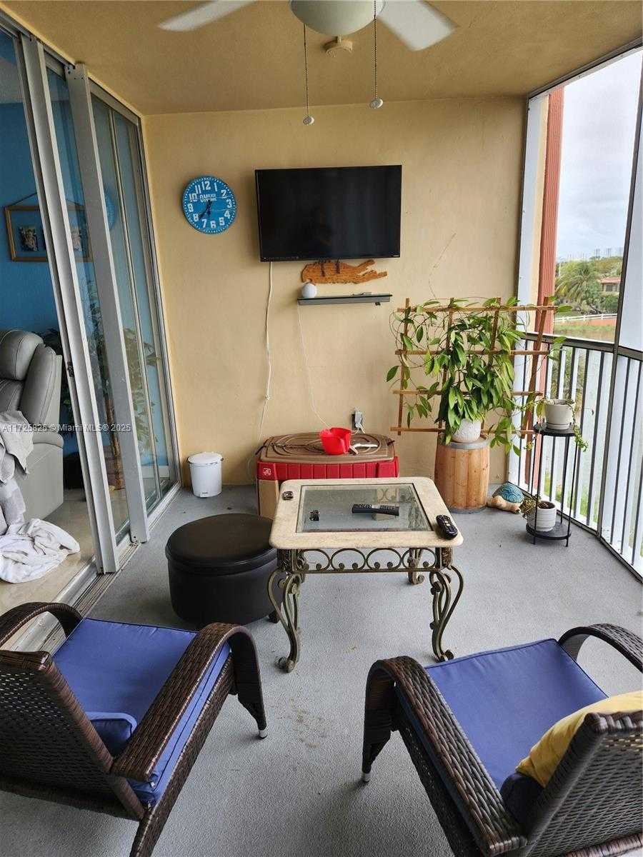 Small Image of 1750 NORTH EAST 191ST ST #428-4, Miami Number 2