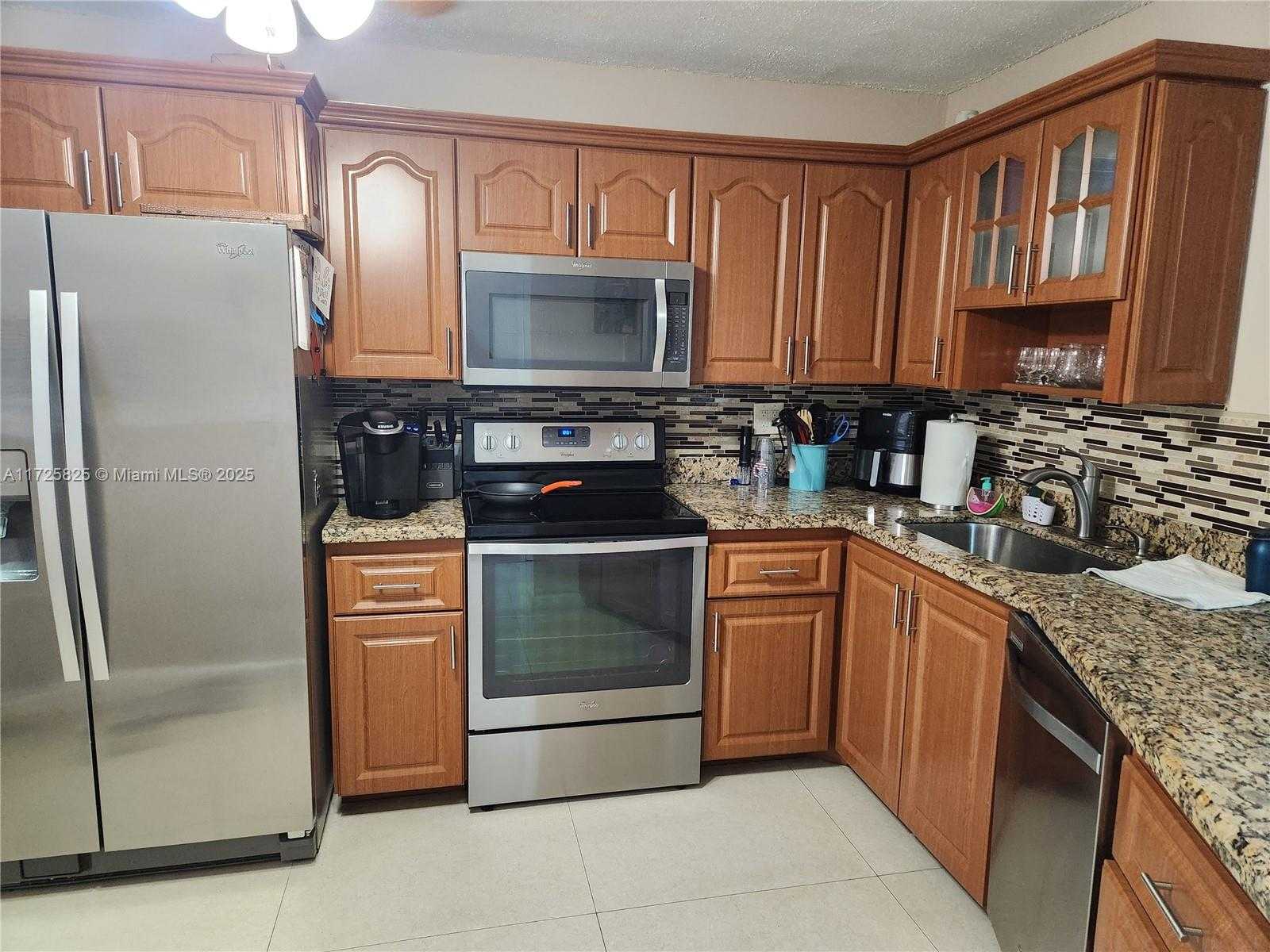 Small Image of 1750 NORTH EAST 191ST ST #428-4, Miami Number 5