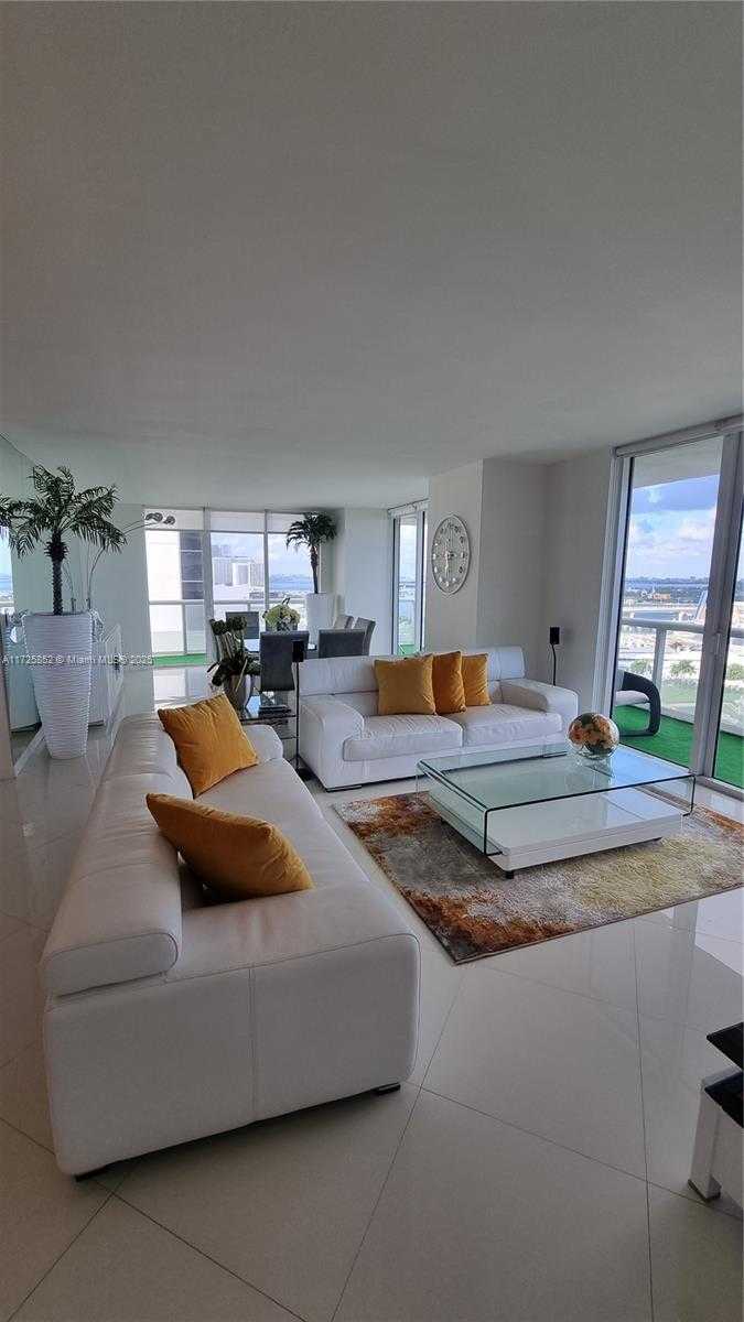 Small Image of 50 BISCAYNE BLVD #1902, Miami Number 4