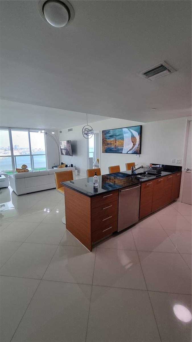 Small Image of 50 BISCAYNE BLVD #1902, Miami Number 5