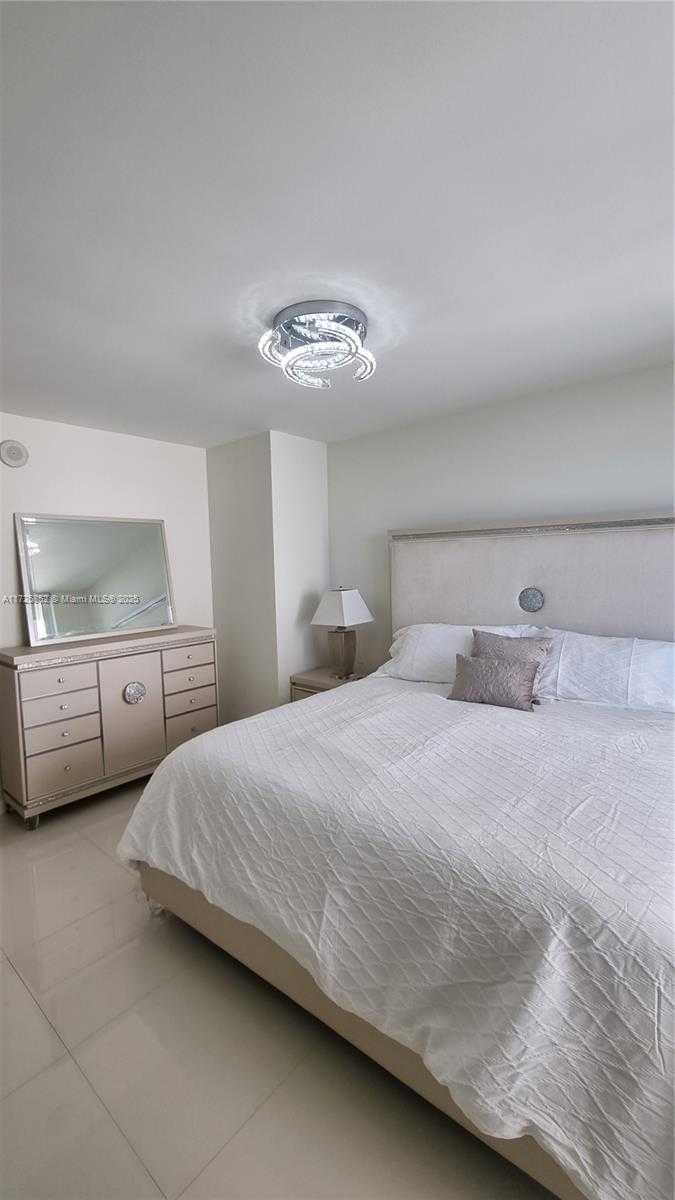 Small Image of 50 BISCAYNE BLVD #1902, Miami Number 74