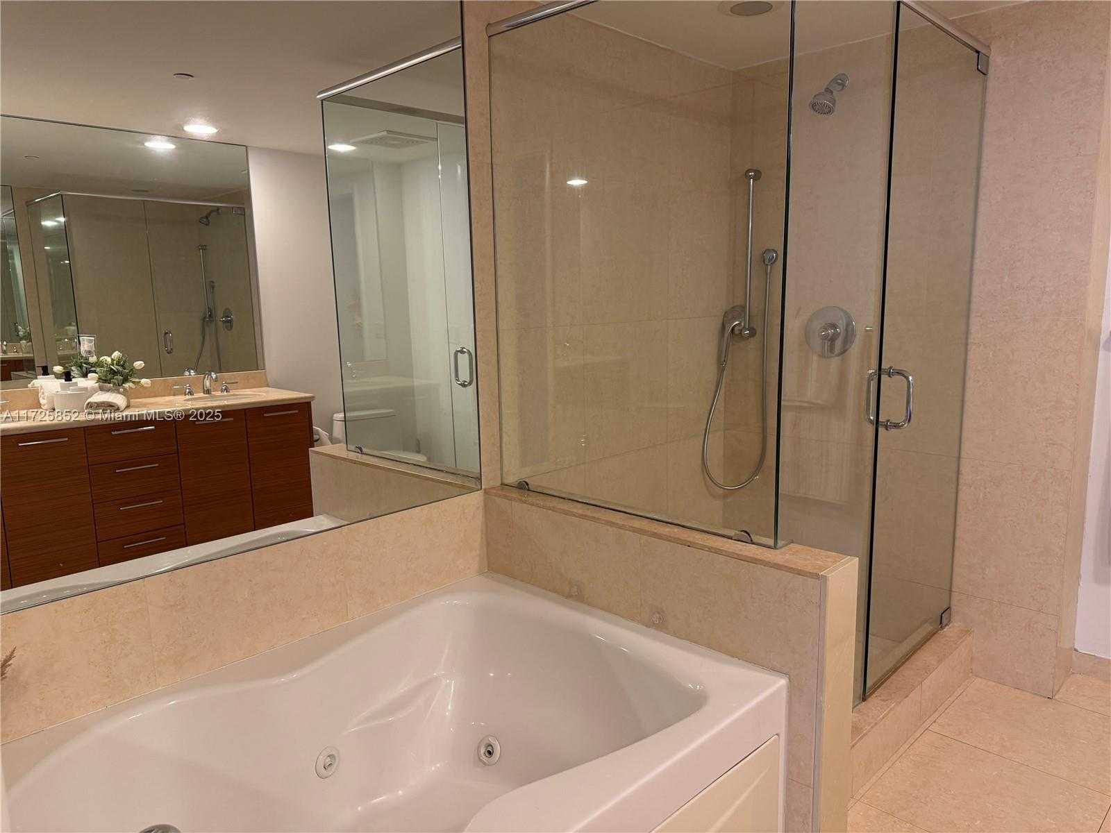 Small Image of 50 BISCAYNE BLVD #1902, Miami Number 84