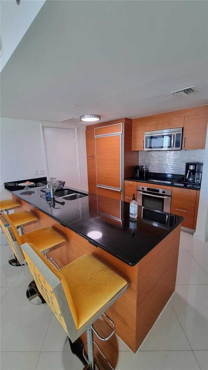 Small Image of 50 BISCAYNE BLVD #1902, Miami Number 9
