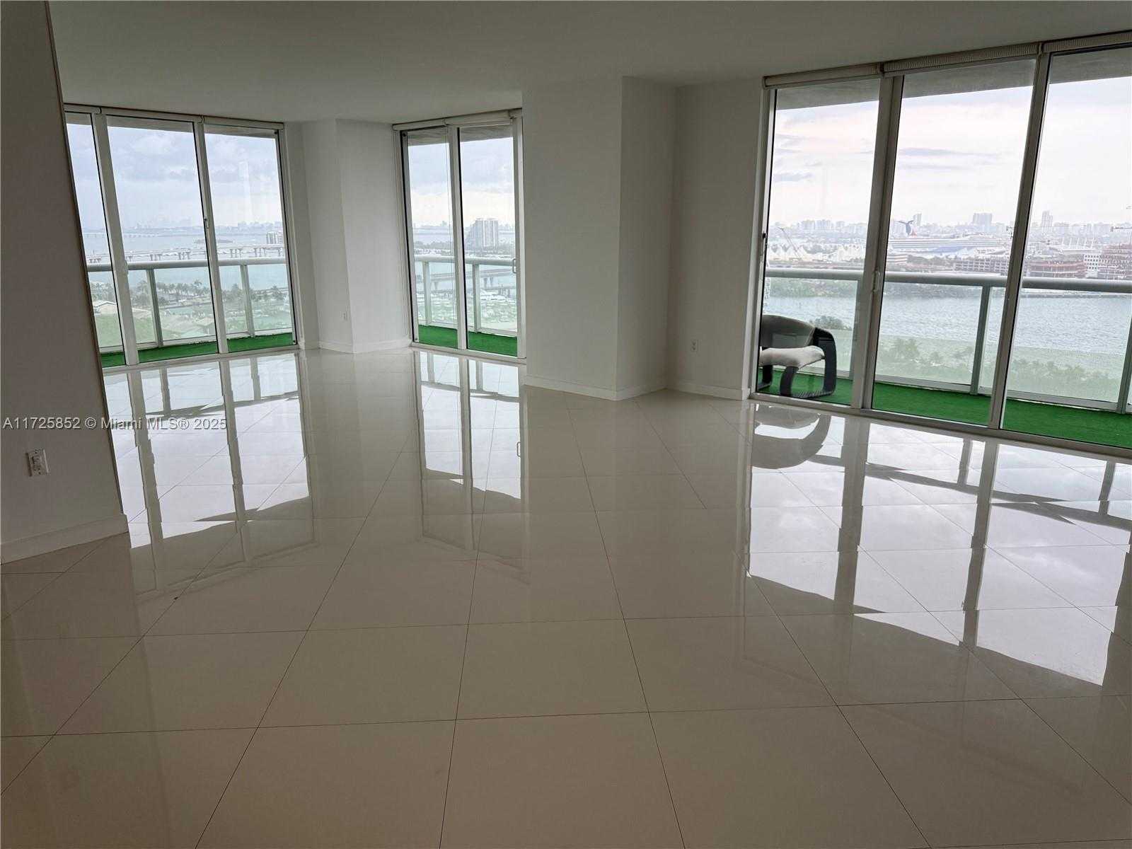 Small Image of 50 BISCAYNE BLVD #1902, Miami Number 90