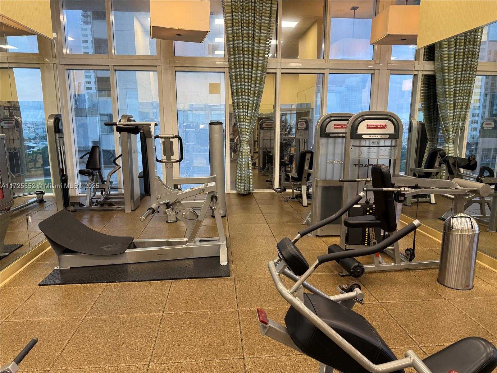 Small Image of 50 BISCAYNE BLVD #1902, Miami Number 98