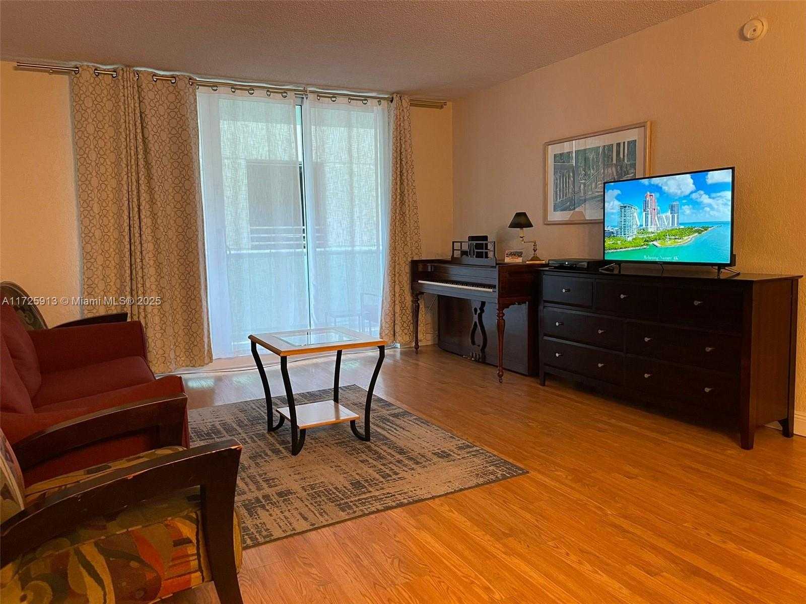 Small Image of 3901 SOUTH OCEAN DR #2E, Hollywood Number 7