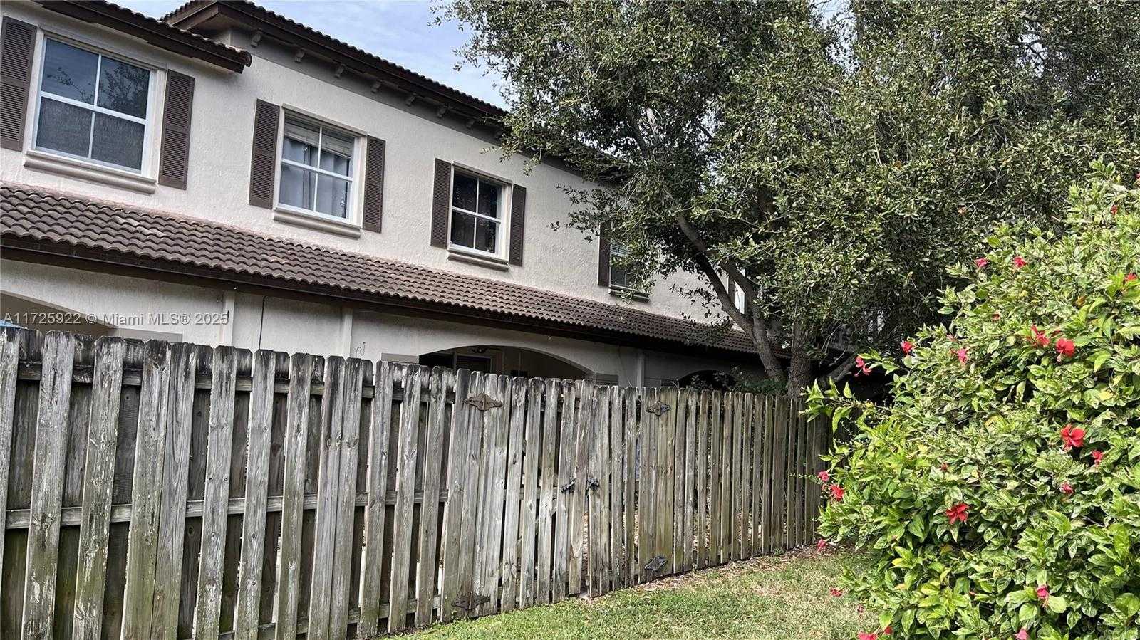 Small Image of 9087 SW 153rd Ct, Miami, FL 33196, USA Number 22