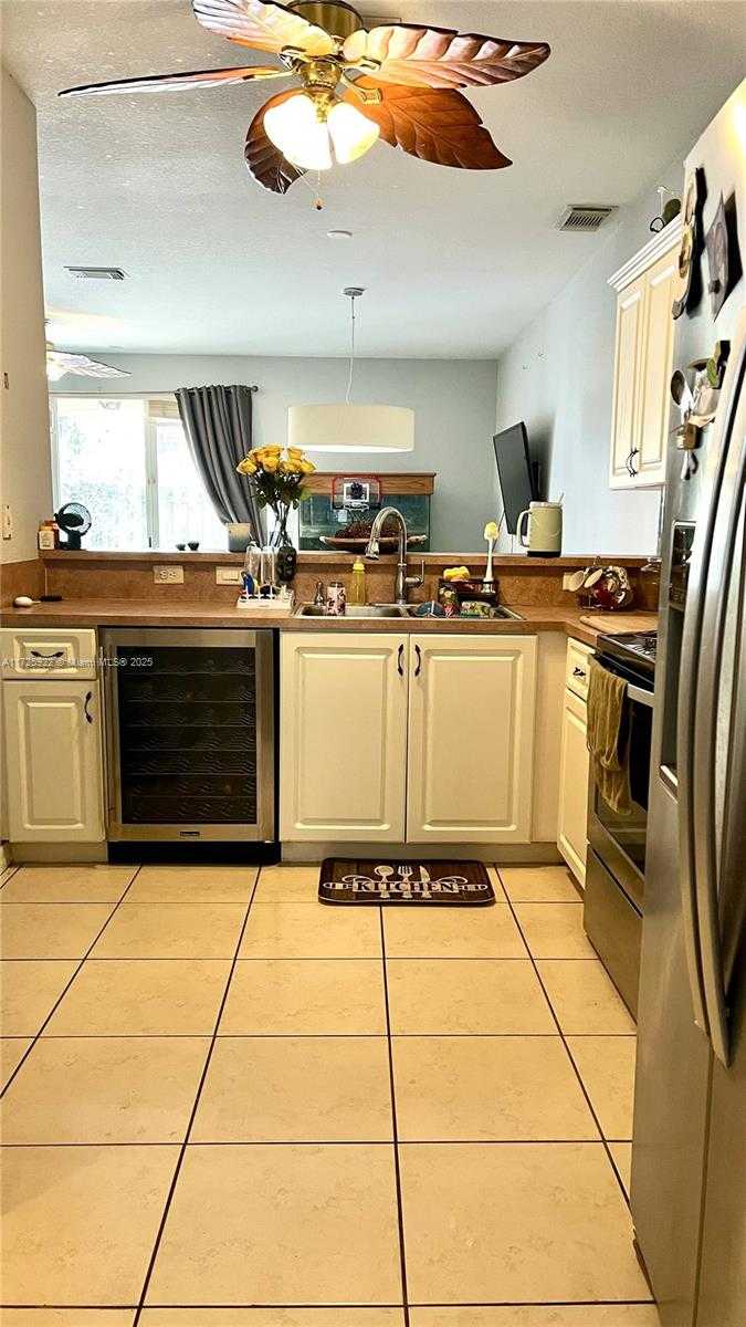 Small Image of 9087 SW 153rd Ct, Miami, FL 33196, USA Number 6