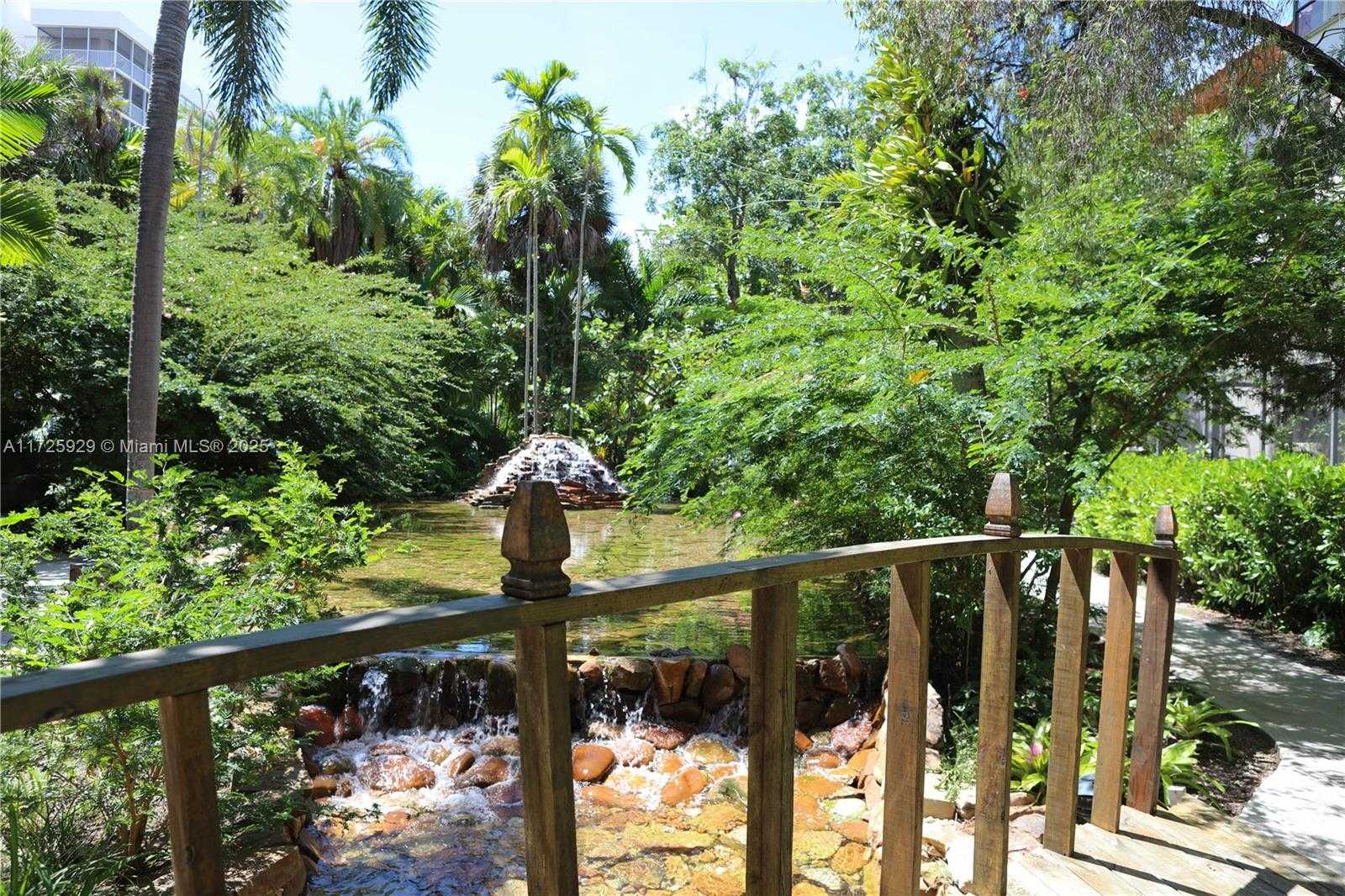 Small Image of 55 OCEAN LANE DR #3030, Key Biscayne Number 47