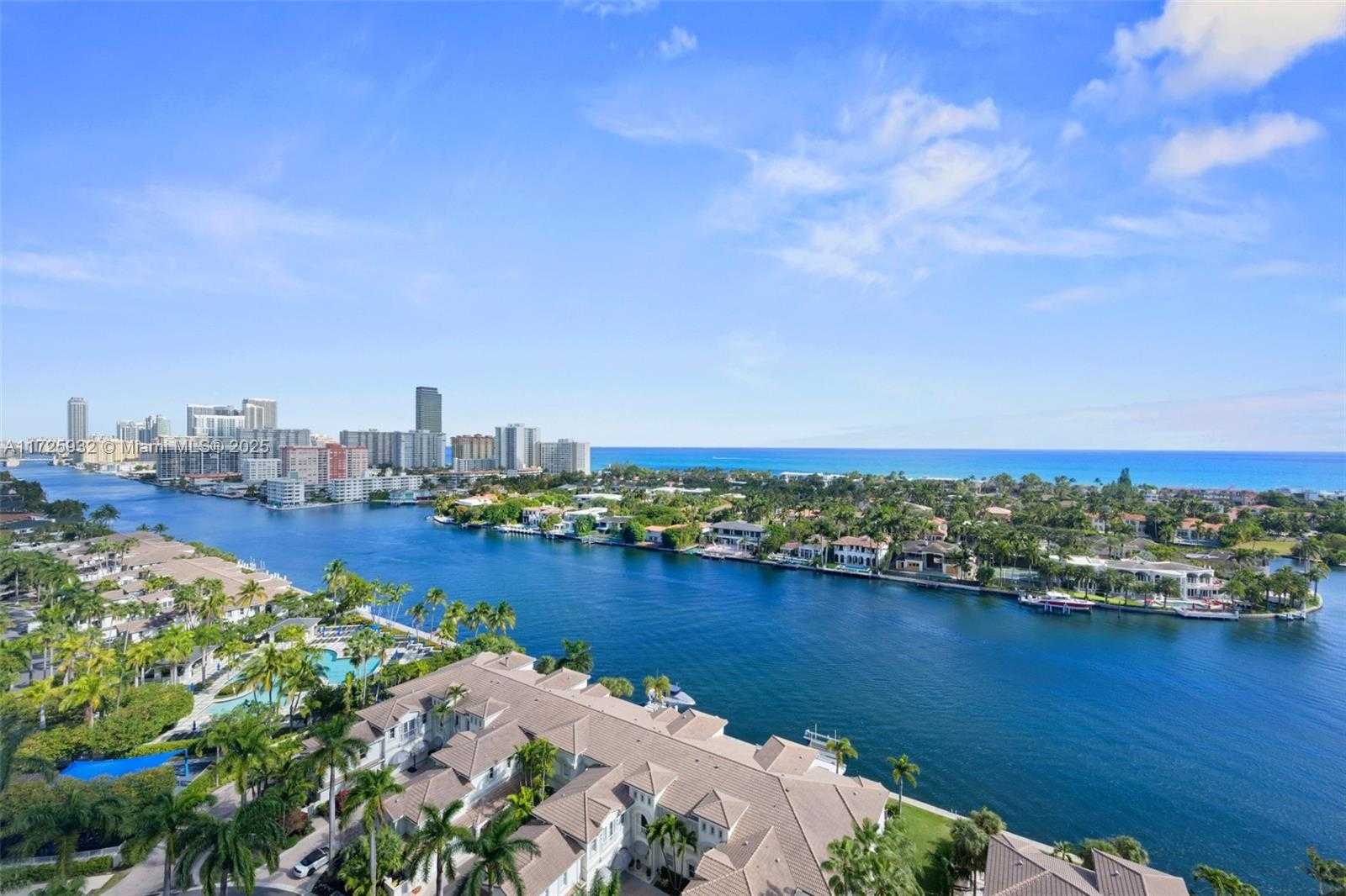 Small Image of 21050 POINT PL #1705, Aventura Number 2