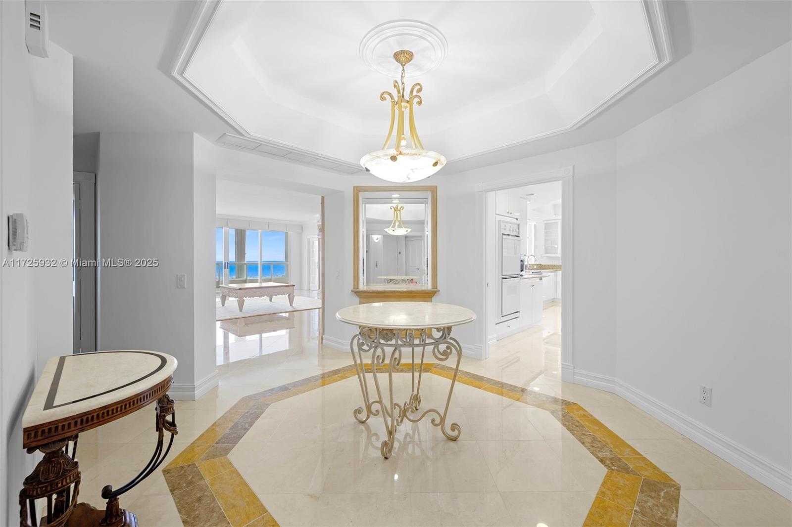 Small Image of 21050 POINT PL #1705, Aventura Number 6