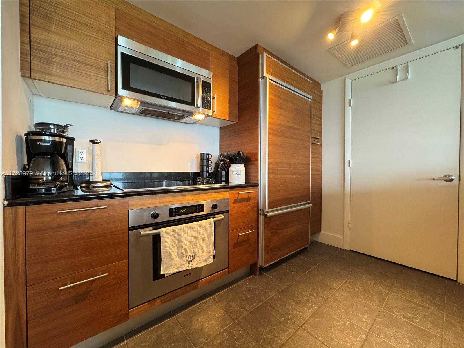 Small Image of 50 BISCAYNE BLVD #3510, Miami Number 10