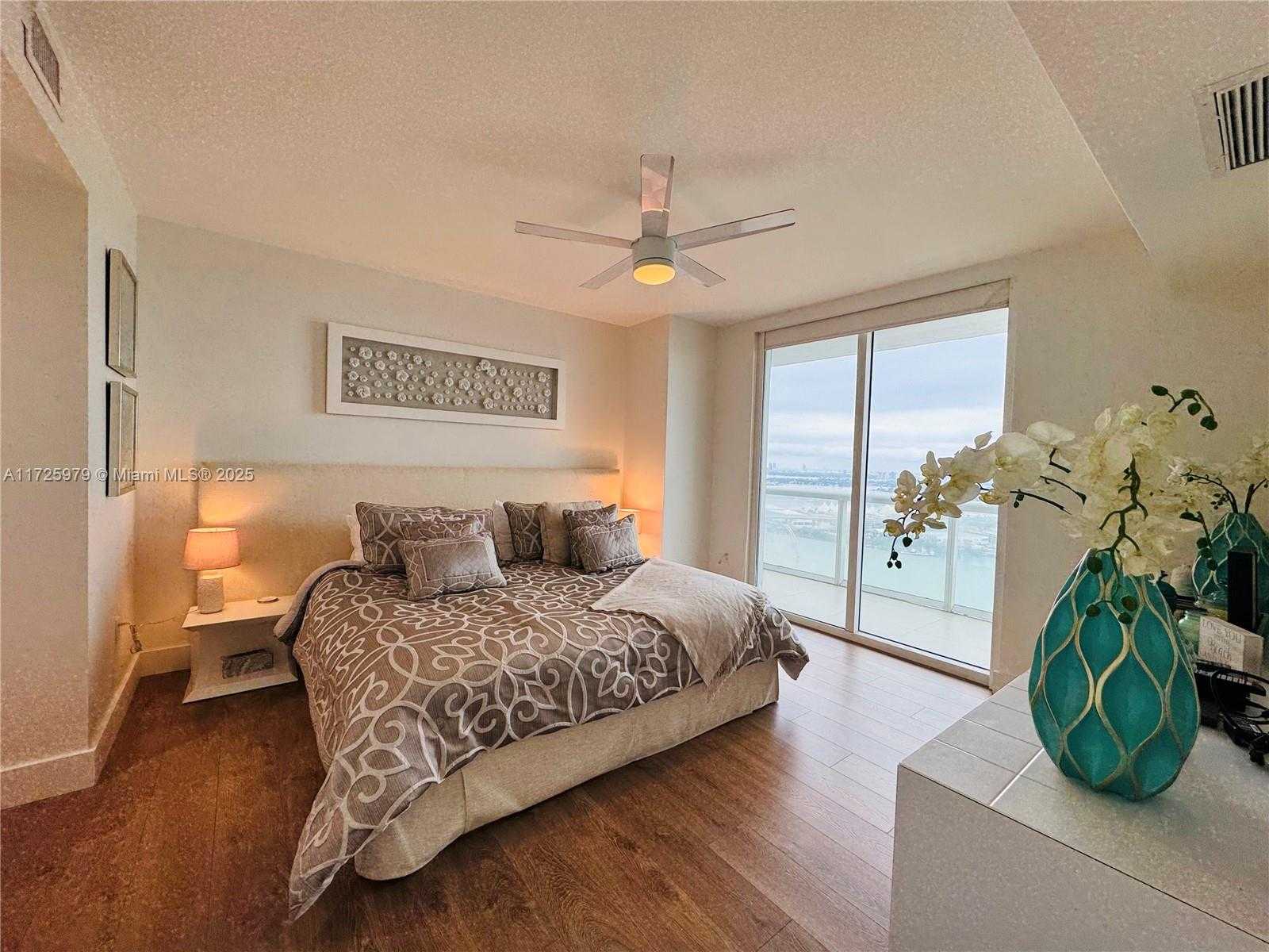 Small Image of 50 BISCAYNE BLVD #3510, Miami Number 24