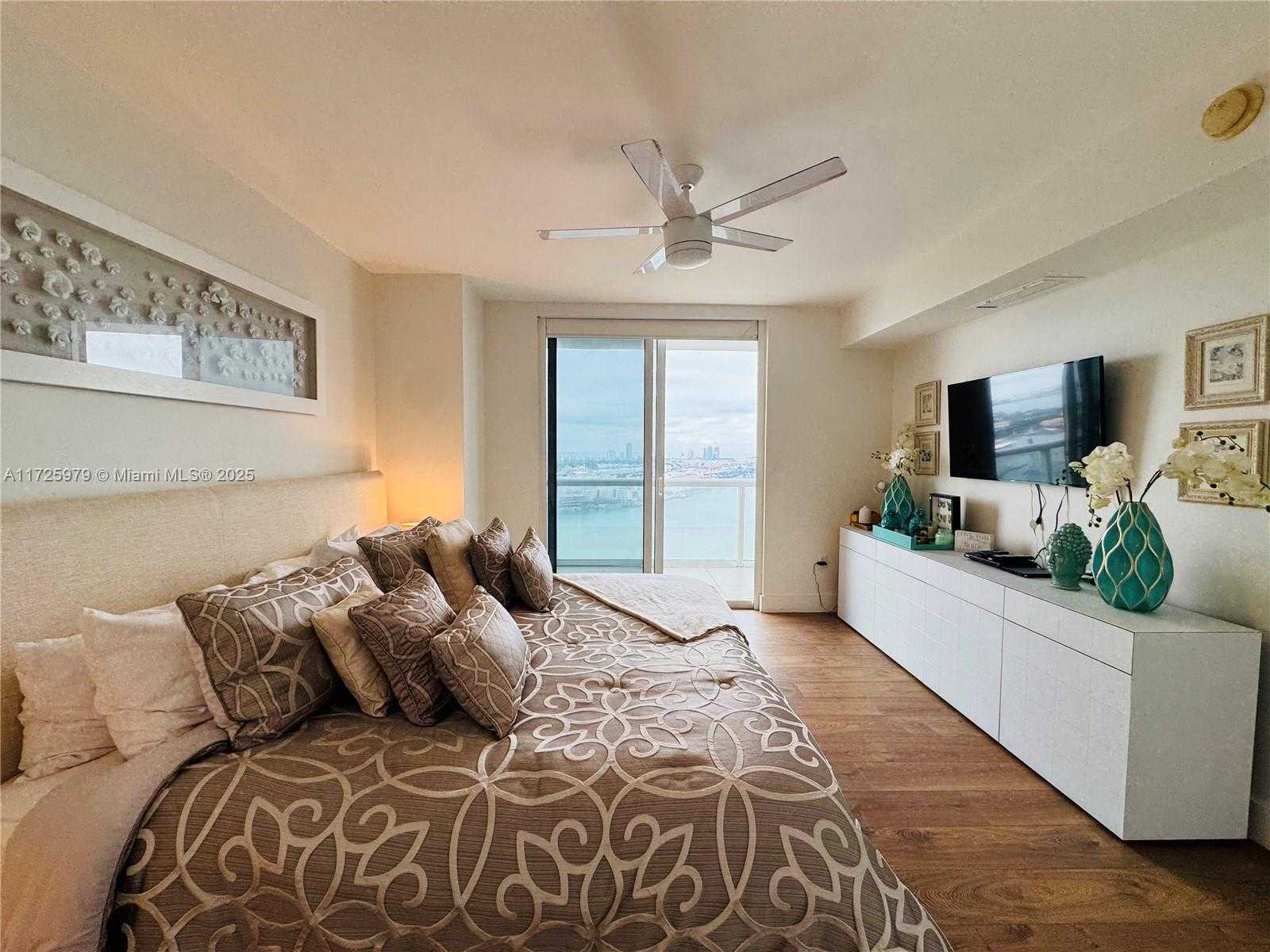 Small Image of 50 BISCAYNE BLVD #3510, Miami Number 28