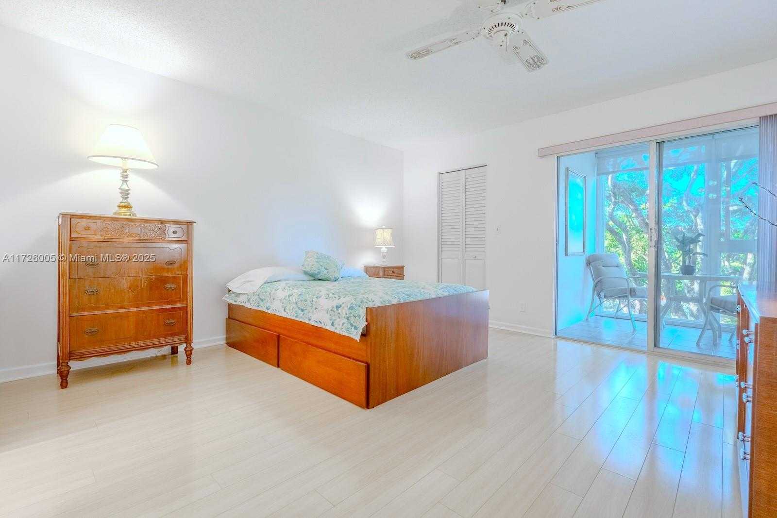 Small Image of 2005 GRANADA DR #E3, Coconut Creek Number 10