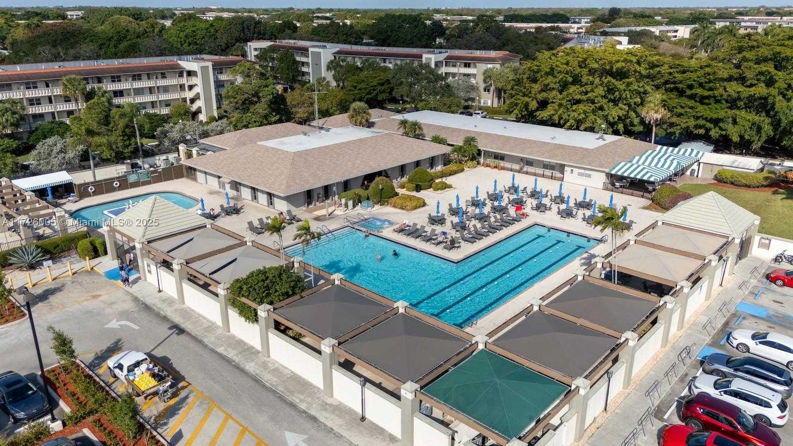 Small Image of 2005 GRANADA DR #E3, Coconut Creek Number 18