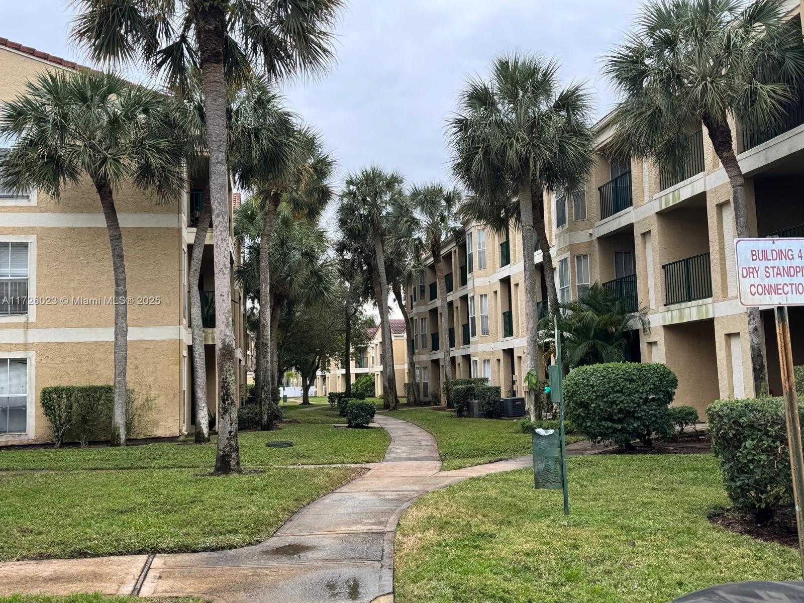 Small Image of 995 RIVERSIDE #111, Coral Springs Number 22