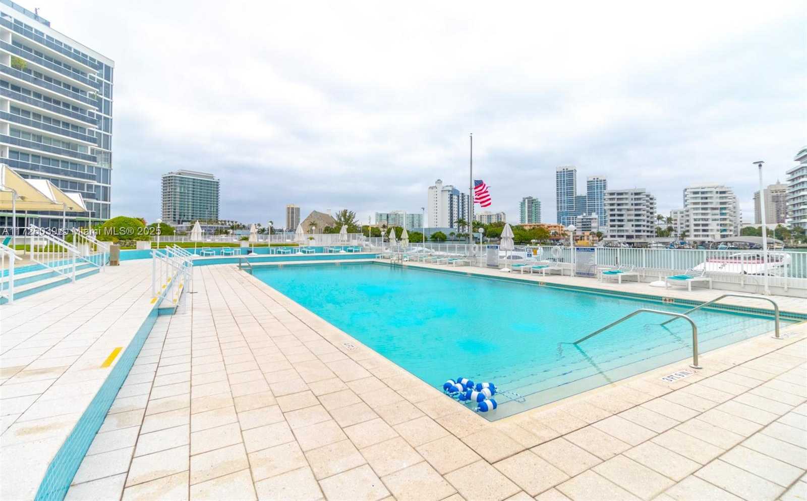 Small Image of 900 BAY DR #513, Miami Beach Number 17