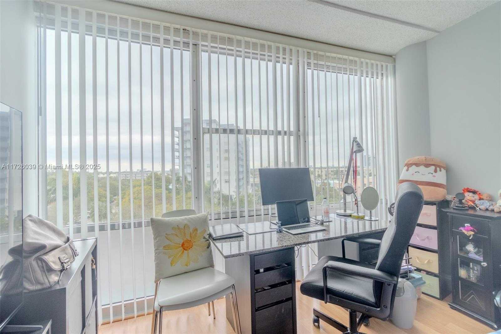 Small Image of 900 BAY DR #513, Miami Beach Number 6