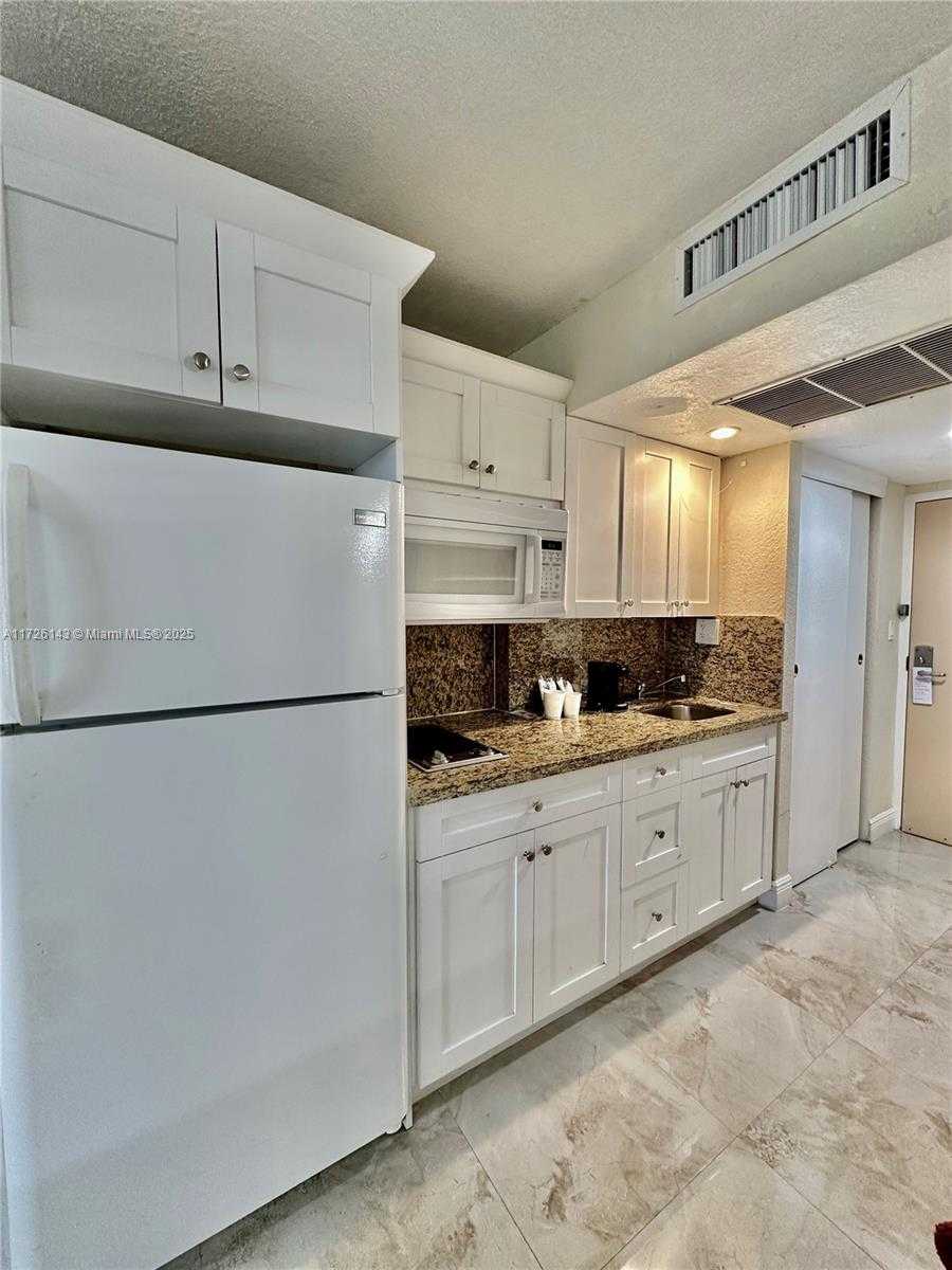 Small Image of 19201 COLLINS AVE #308, Sunny Isles Beach Number 13