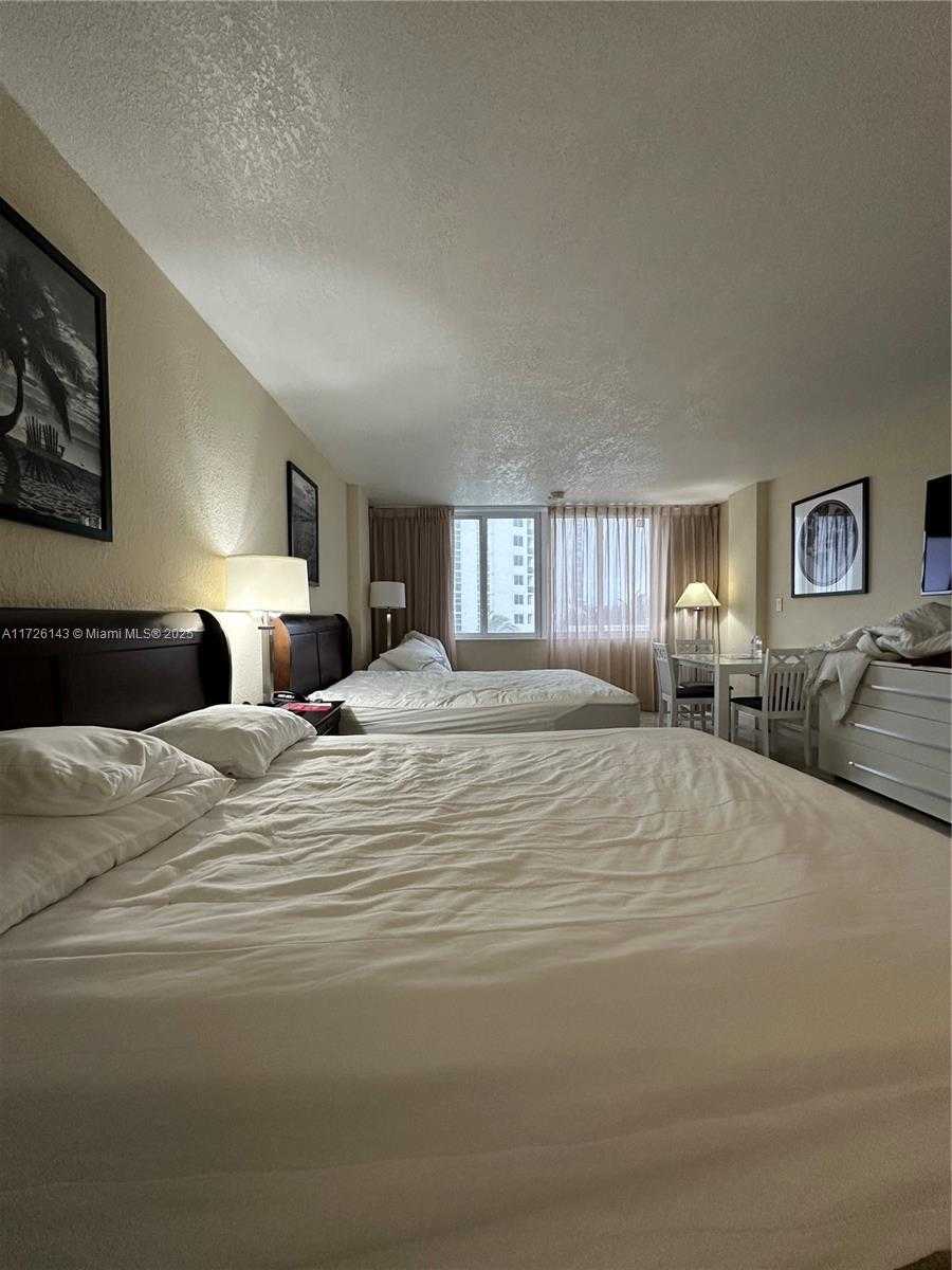 Small Image of 19201 COLLINS AVE #308, Sunny Isles Beach Number 15