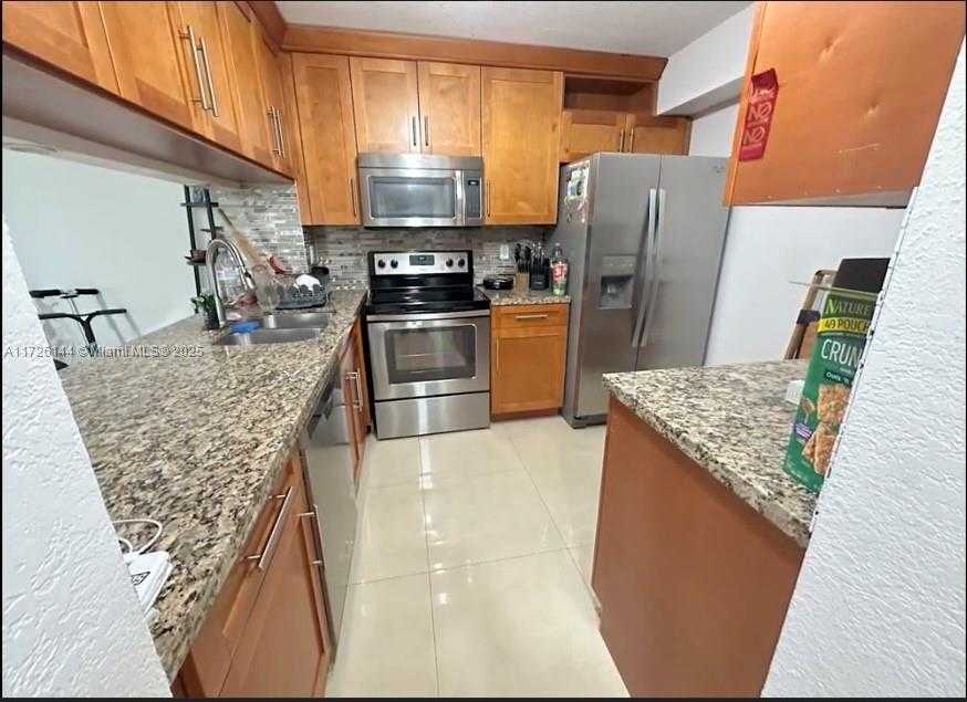 Small Image of 1621 COLLINS AVE #310, Miami Beach Number 13