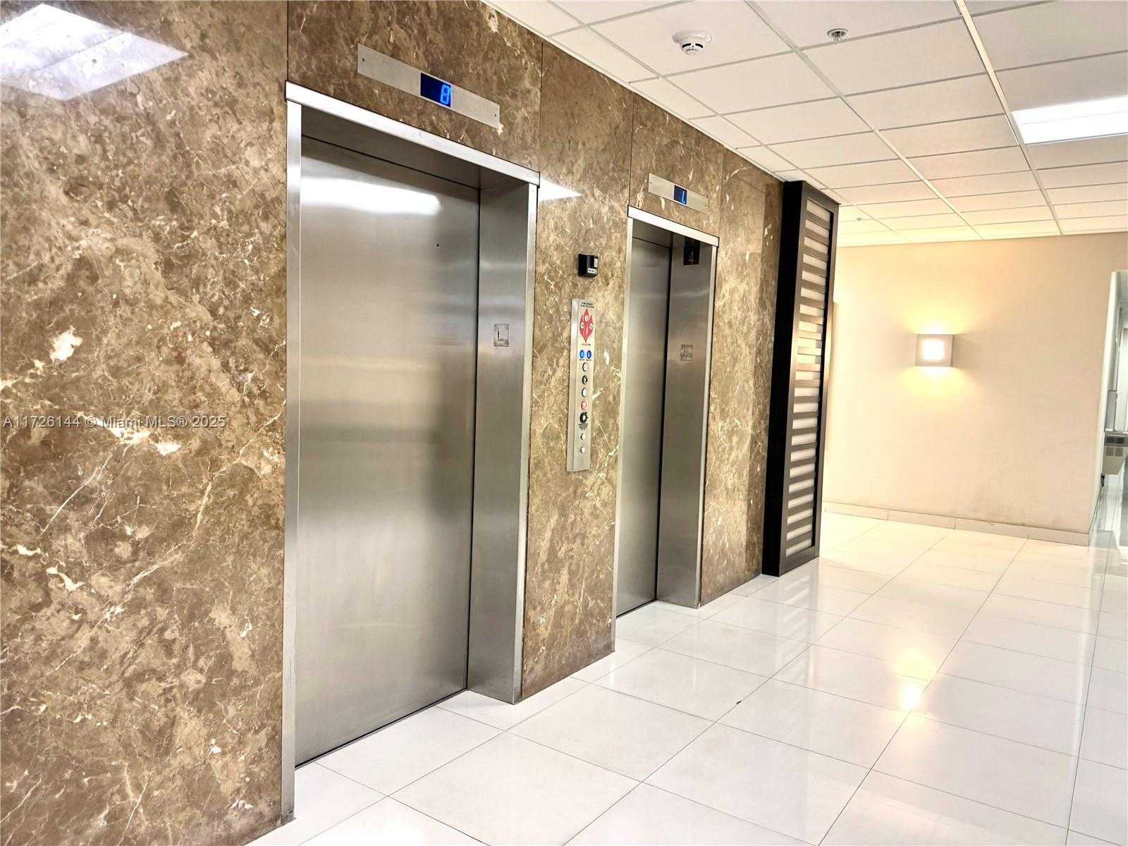 Small Image of 1621 COLLINS AVE #310, Miami Beach Number 24