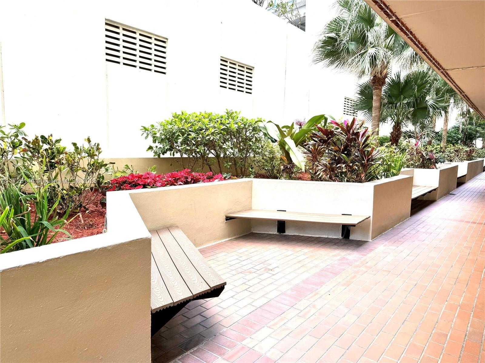 Small Image of 1621 COLLINS AVE #310, Miami Beach Number 25