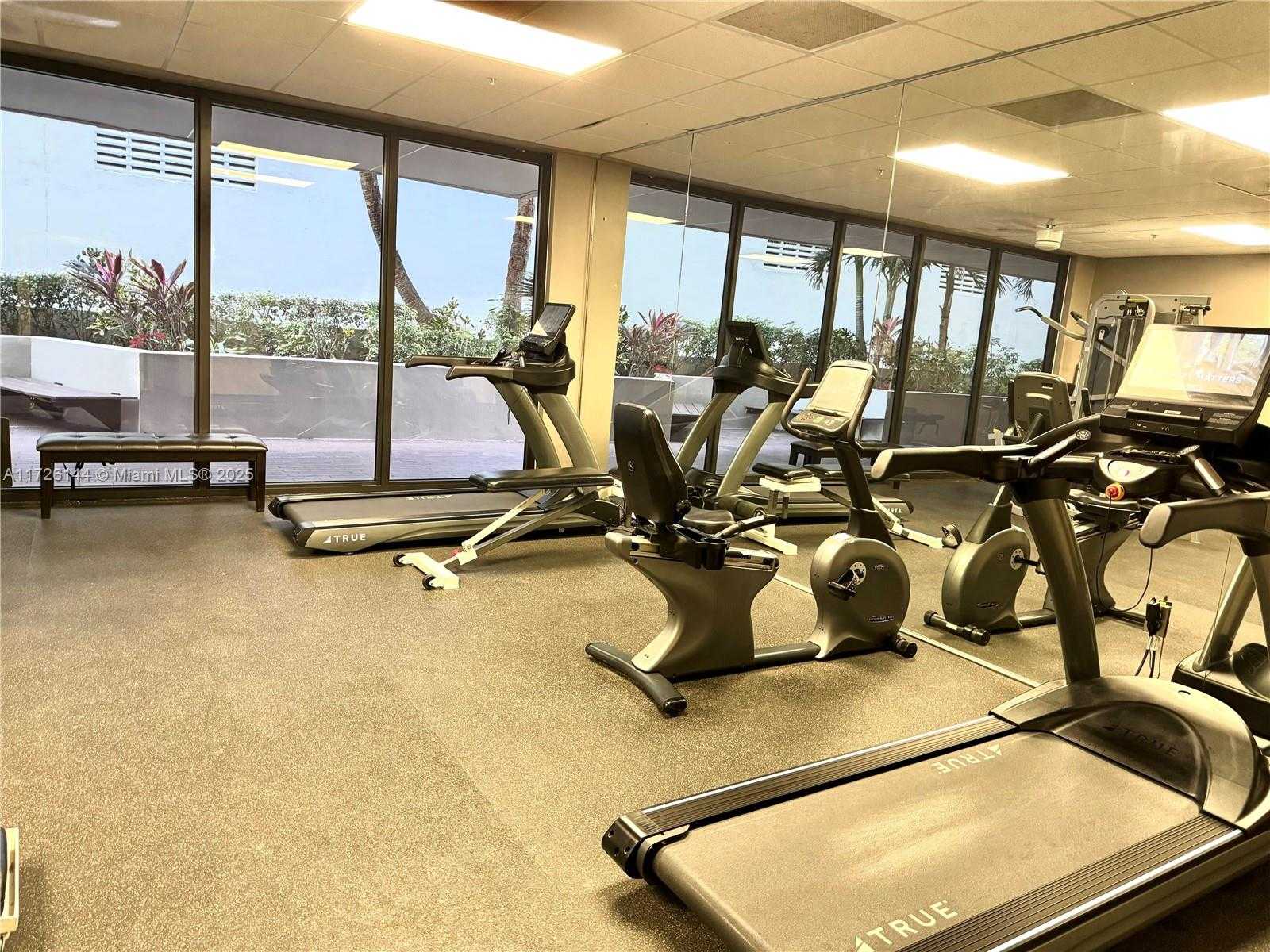 Small Image of 1621 COLLINS AVE #310, Miami Beach Number 28