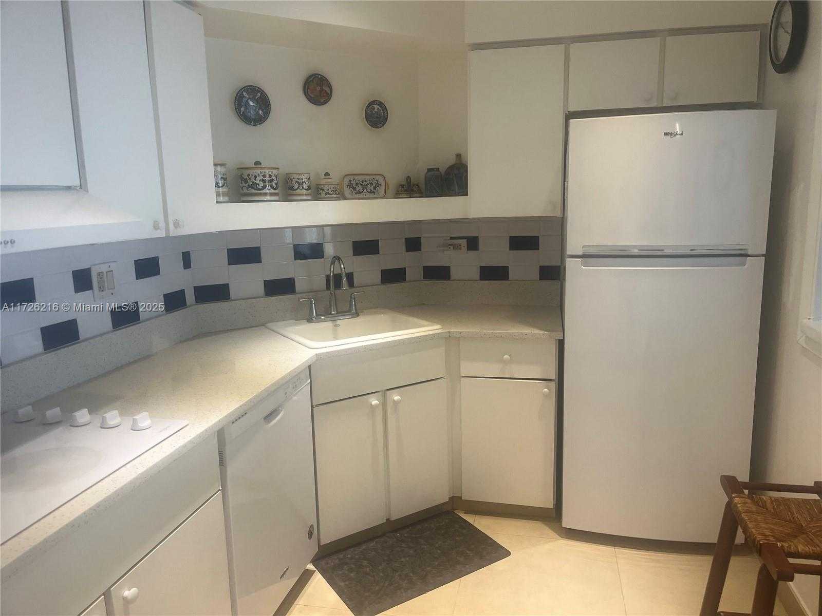 Small Image of 1408 BRICKELL BAY DR #706, Miami Number 13