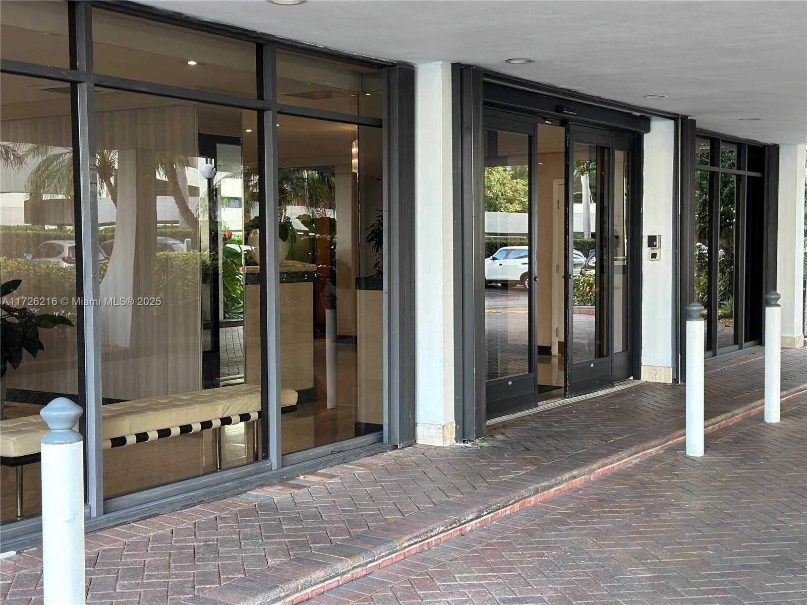 Small Image of 1408 BRICKELL BAY DR #706, Miami Number 28