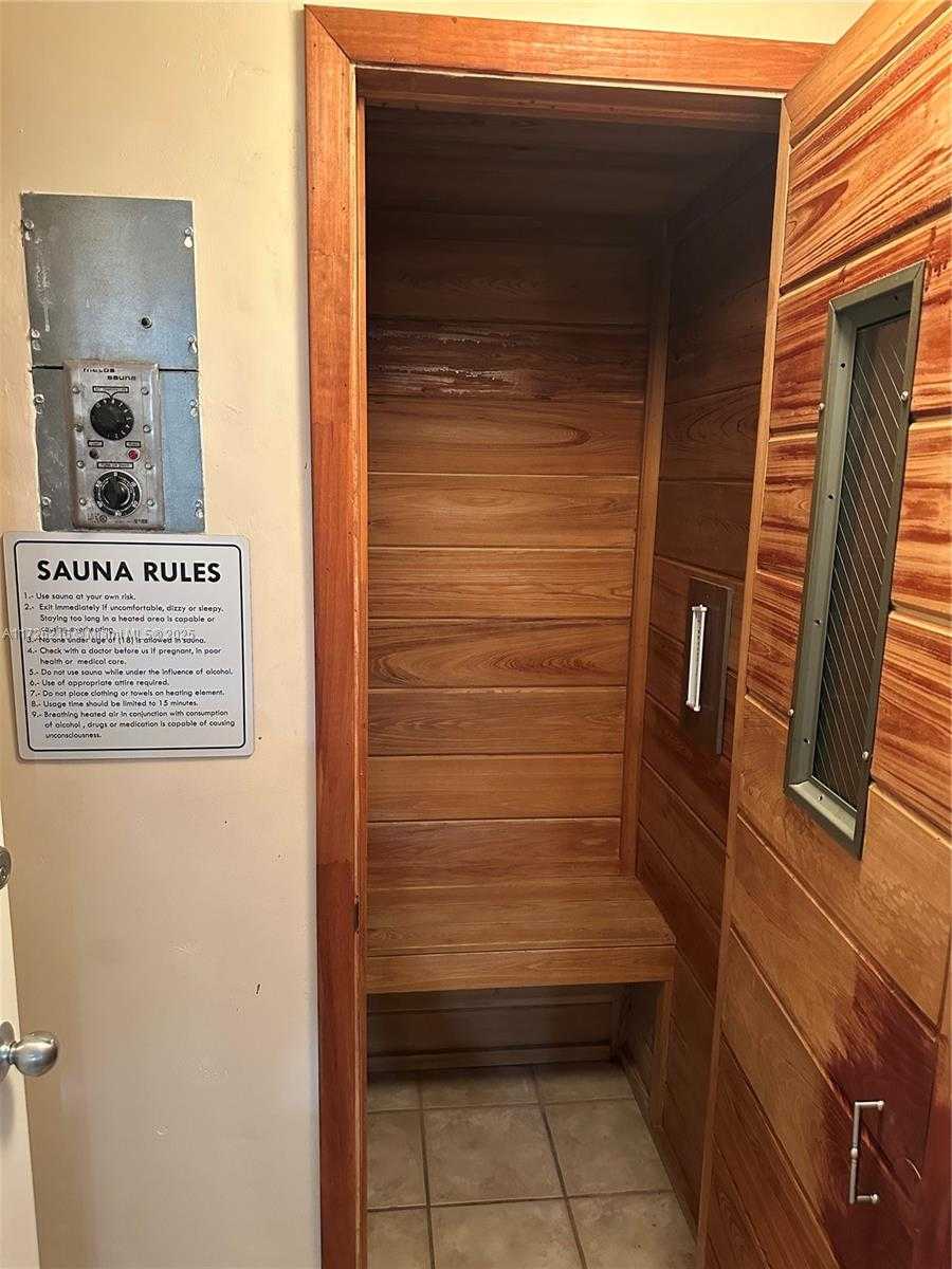 Small Image of 1408 BRICKELL BAY DR #706, Miami Number 36