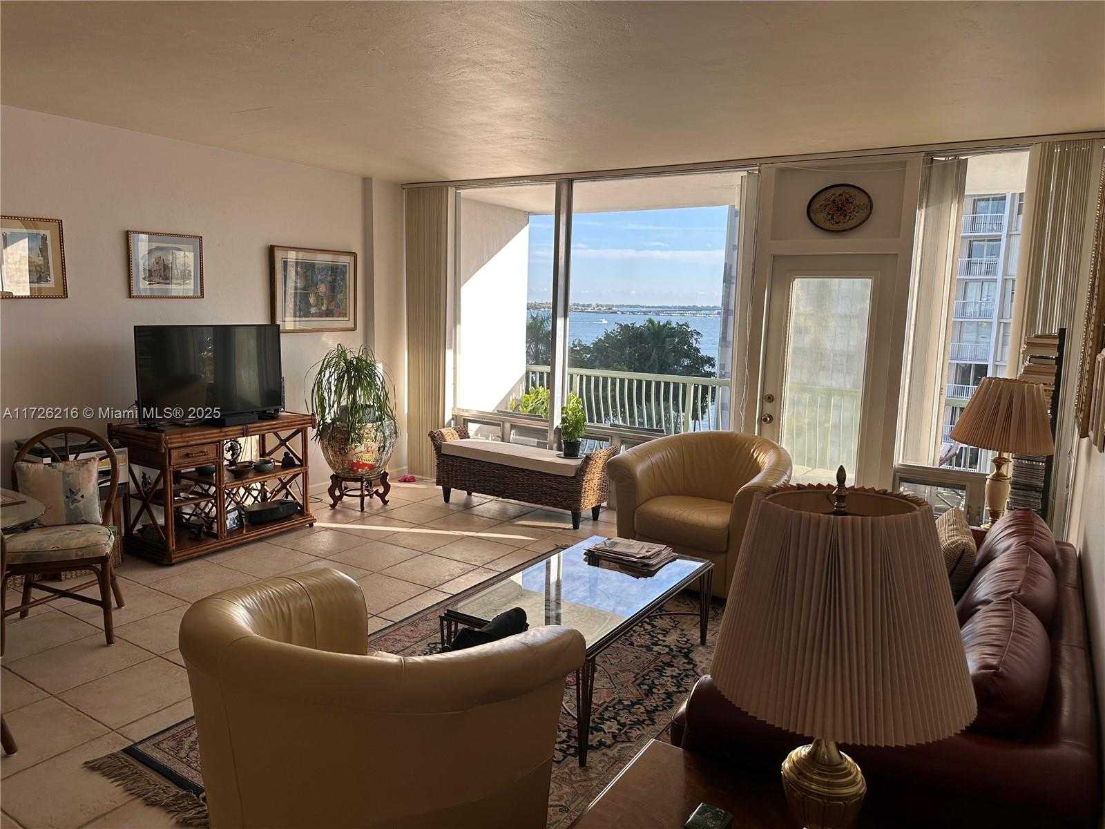 Small Image of 1408 BRICKELL BAY DR #706, Miami Number 7