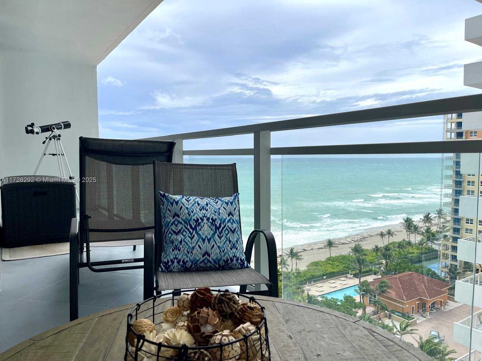 Small Image of 2030 SOUTH OCEAN DR #1518, Hallandale Beach Number 19