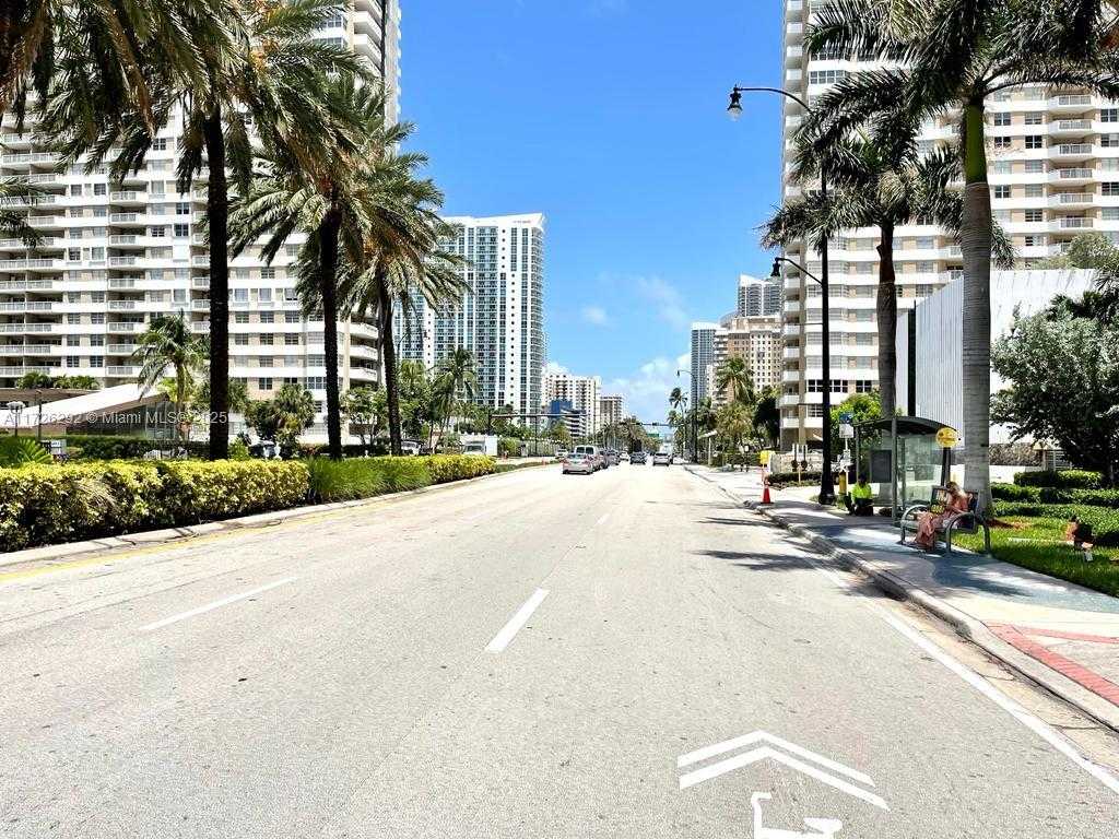 Small Image of 2030 SOUTH OCEAN DR #1518, Hallandale Beach Number 21
