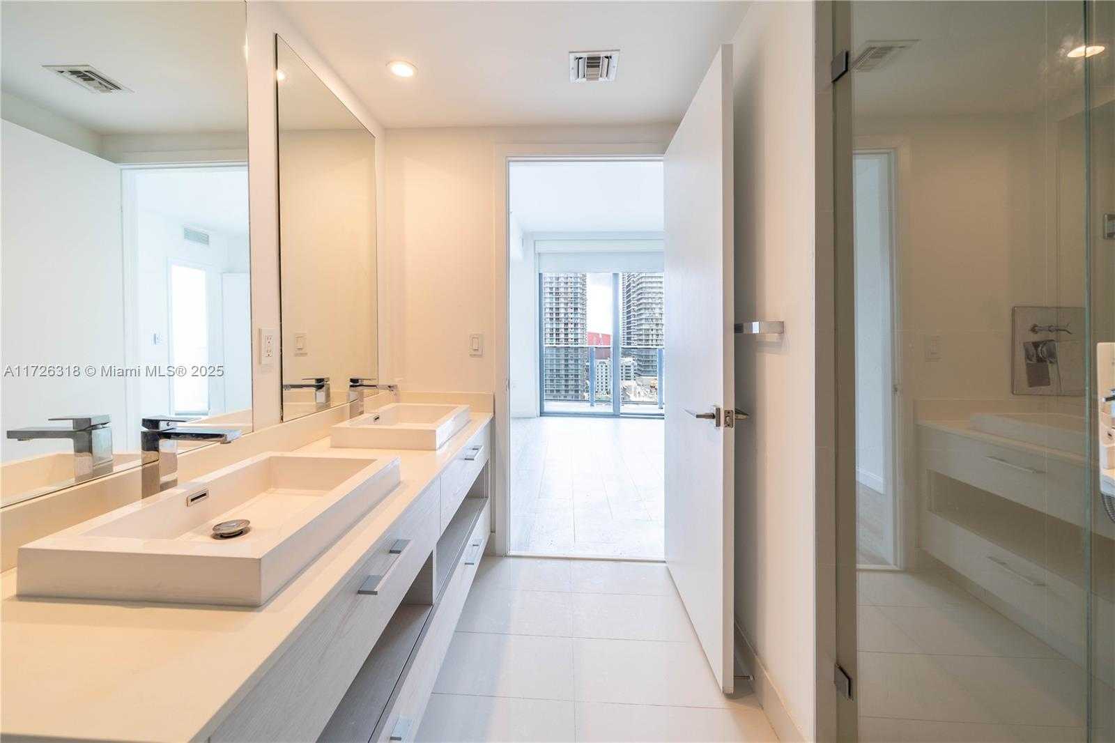 Small Image of 45 SOUTH WEST 9TH ST #2006, Miami Number 15