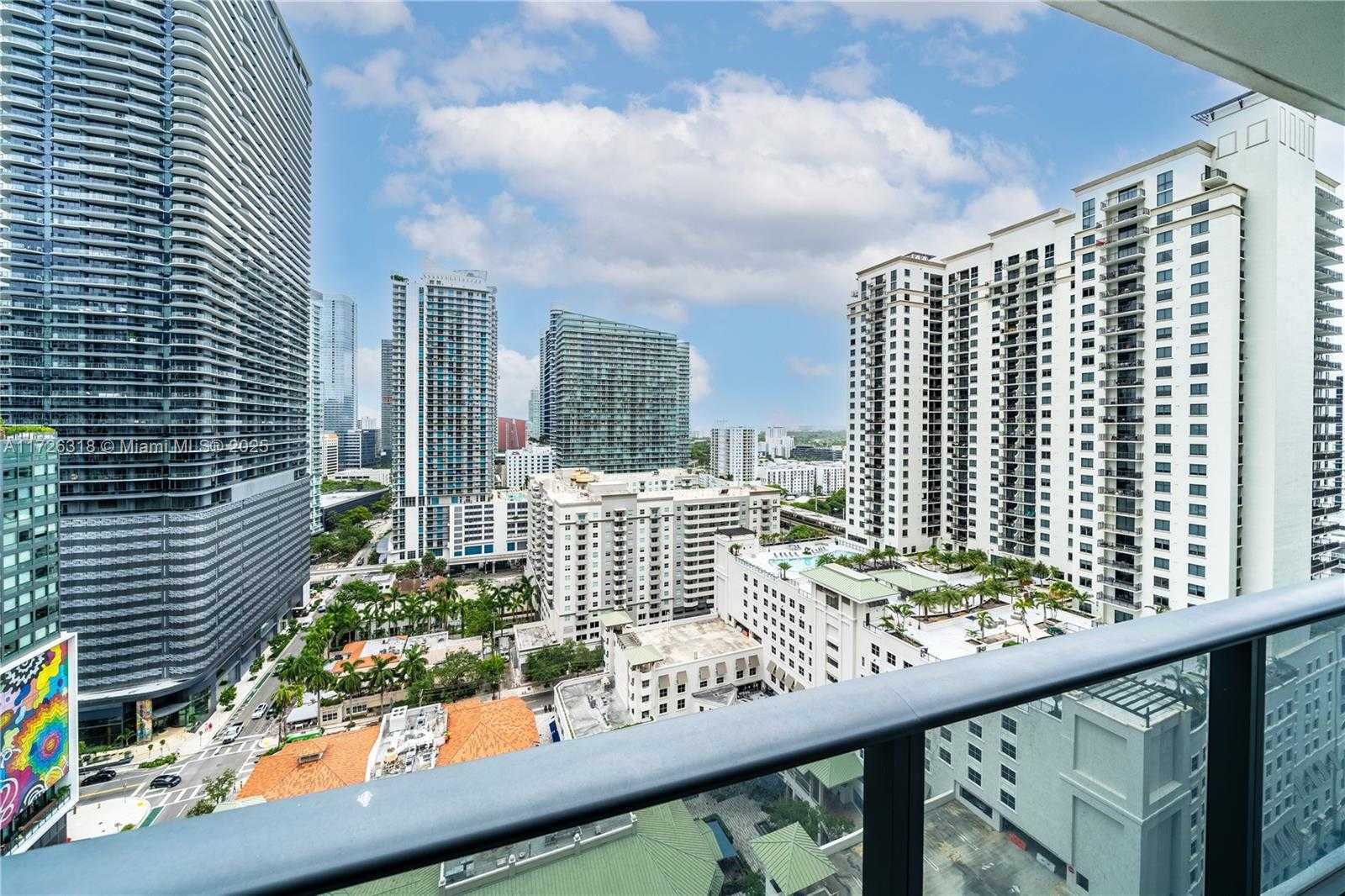Small Image of 45 SOUTH WEST 9TH ST #2006, Miami Number 18