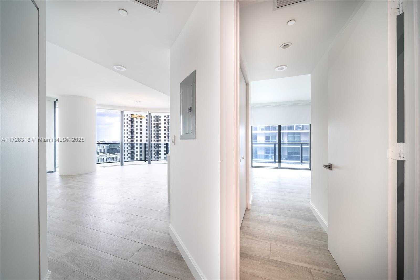 Small Image of 45 SOUTH WEST 9TH ST #2006, Miami Number 40