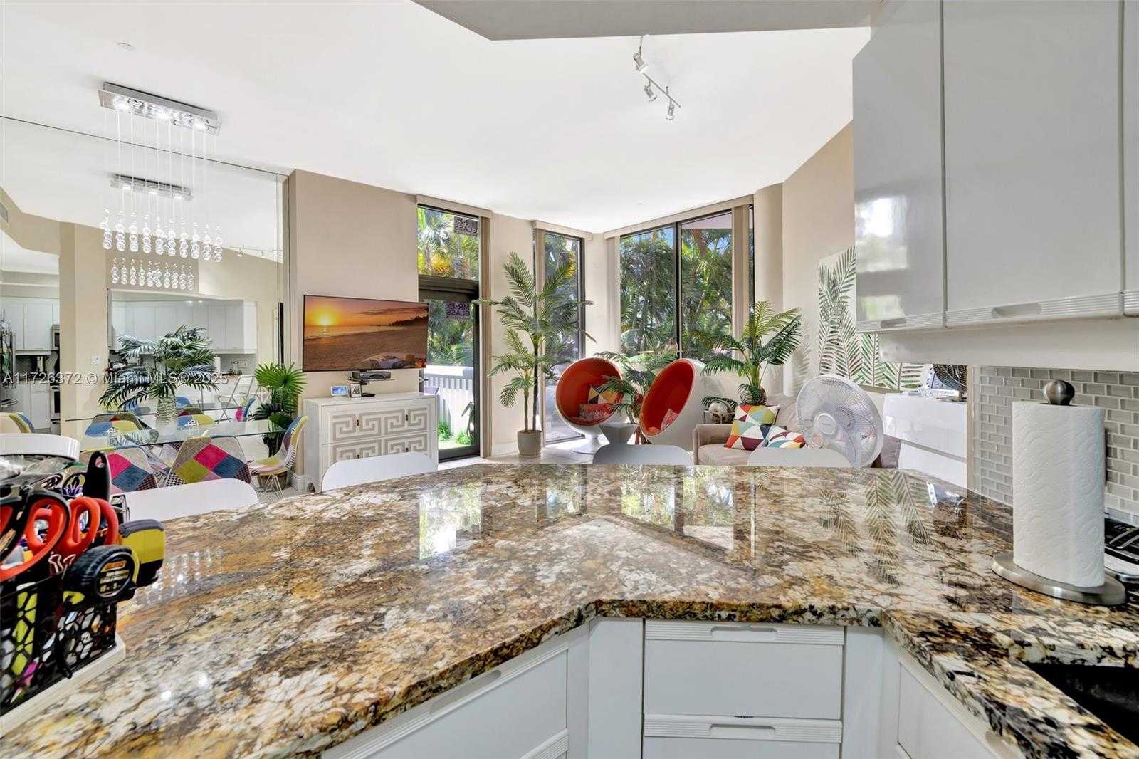 Small Image of 2000 ISLAND BLVD #203, Aventura Number 13